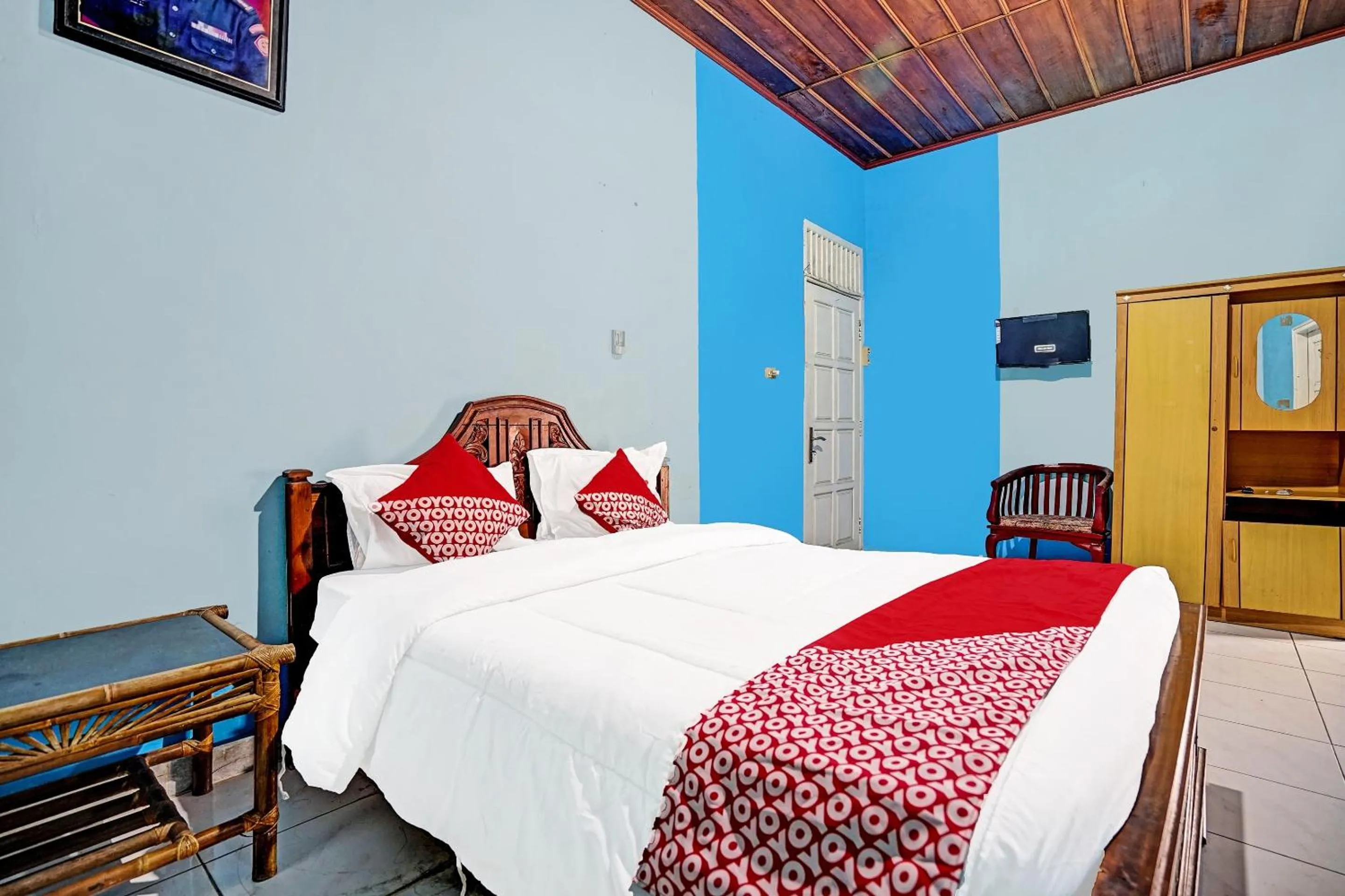 Bedroom, Bed in OYO 3205 Penginapan Mikial Ismi Kayuagung Syariah