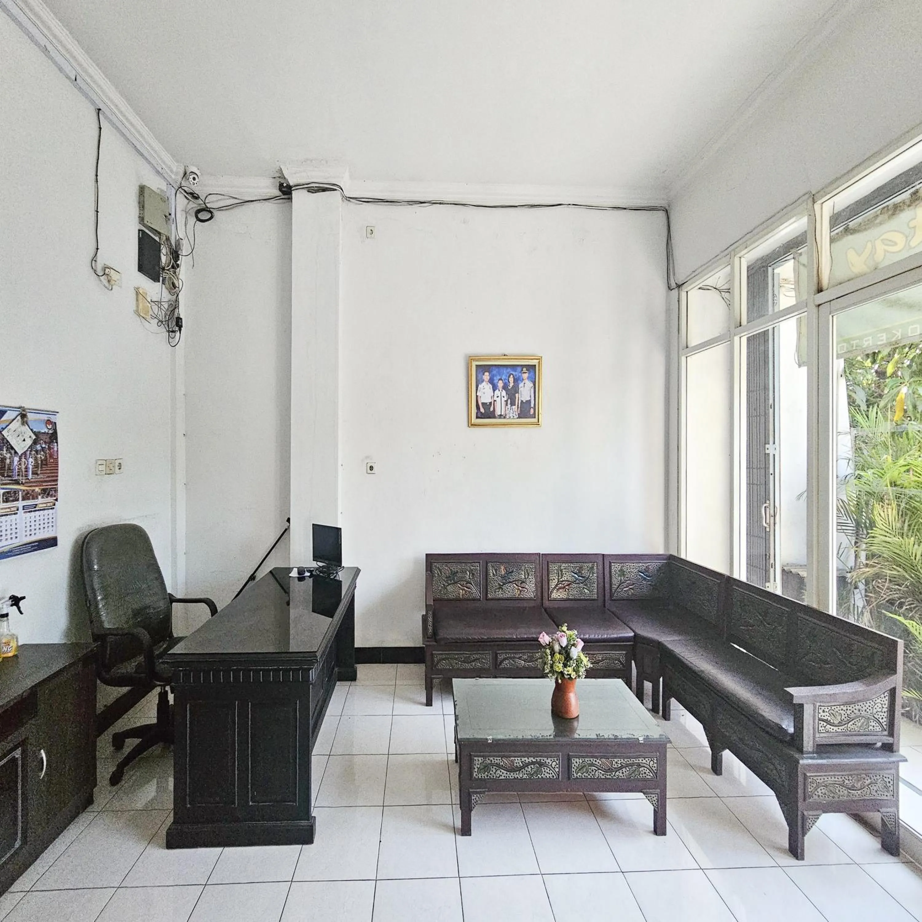 Lobby or reception in Ijen Homestay Mojokerto RedPartner