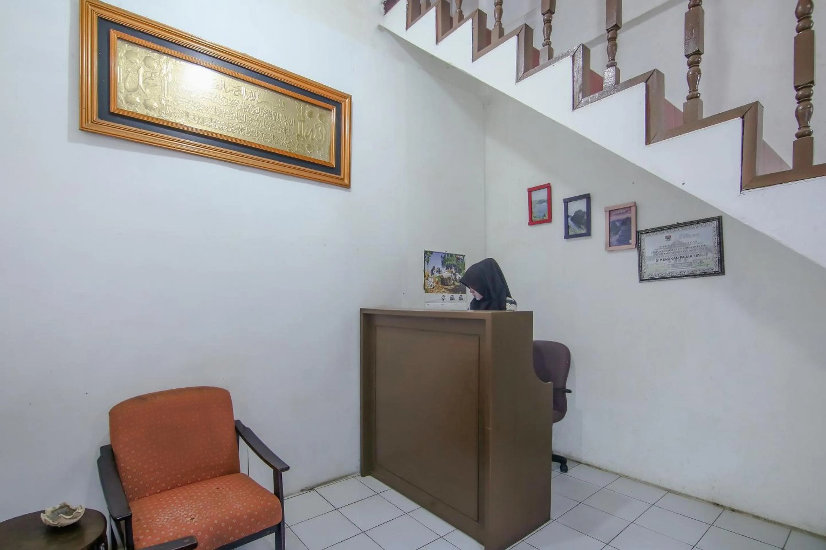 Lobby or reception in OYO 3242 Penginapan Saa'ada Syariah