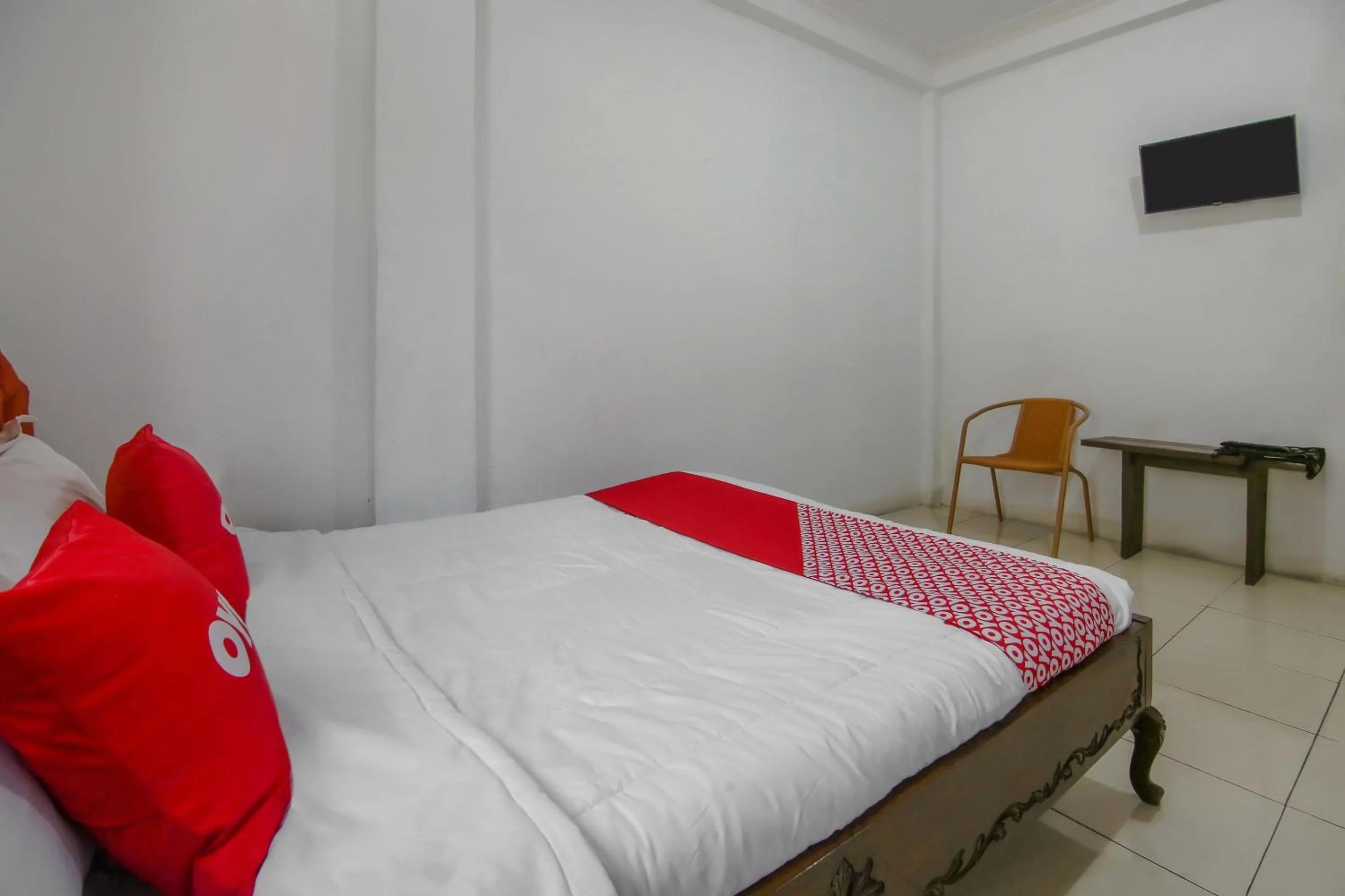 Bedroom, Bed in OYO 3242 Penginapan Saa'ada Syariah