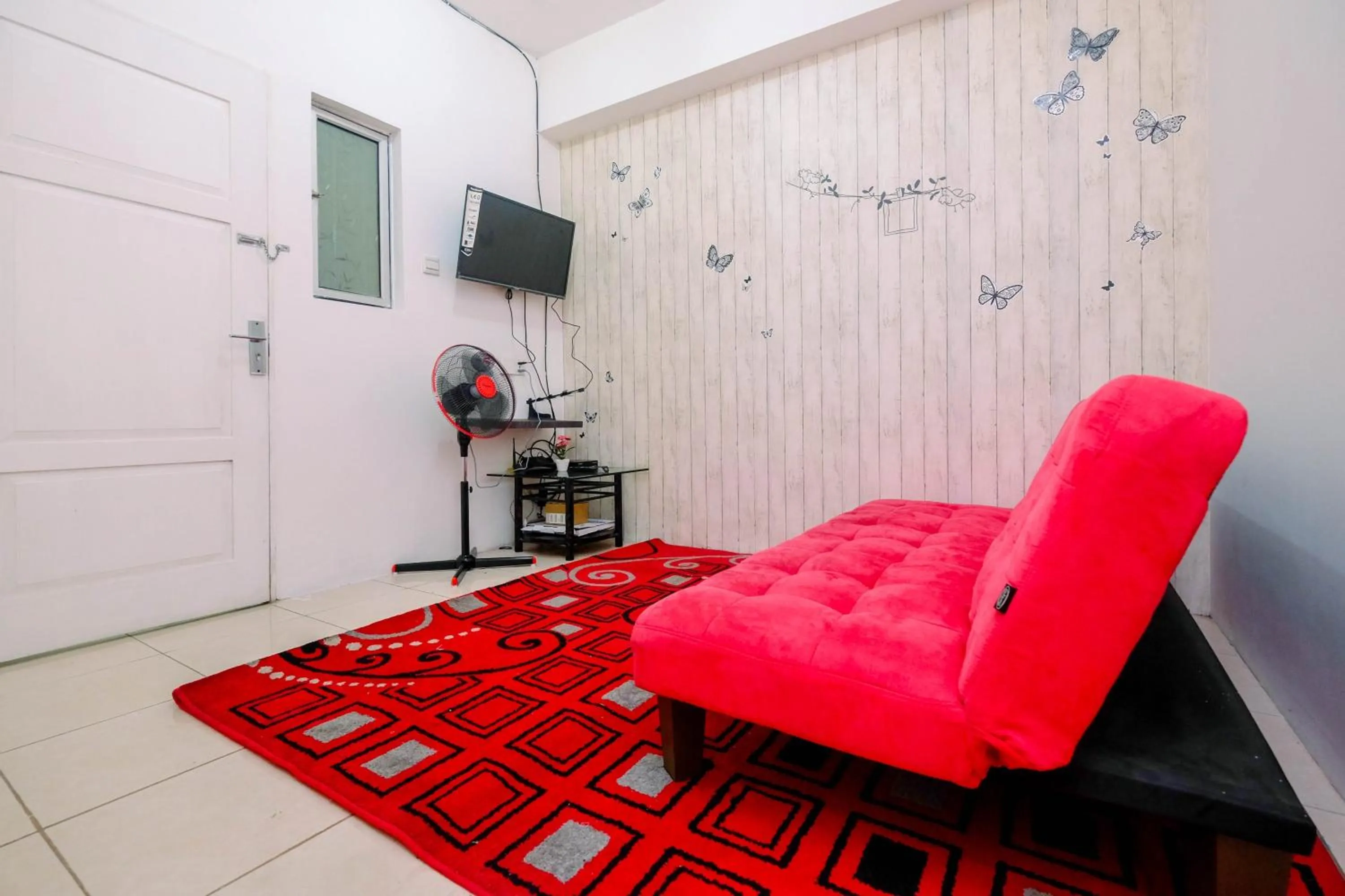 TV and multimedia in Best Price 1BR Apartment at Teluk Intan By Travelio