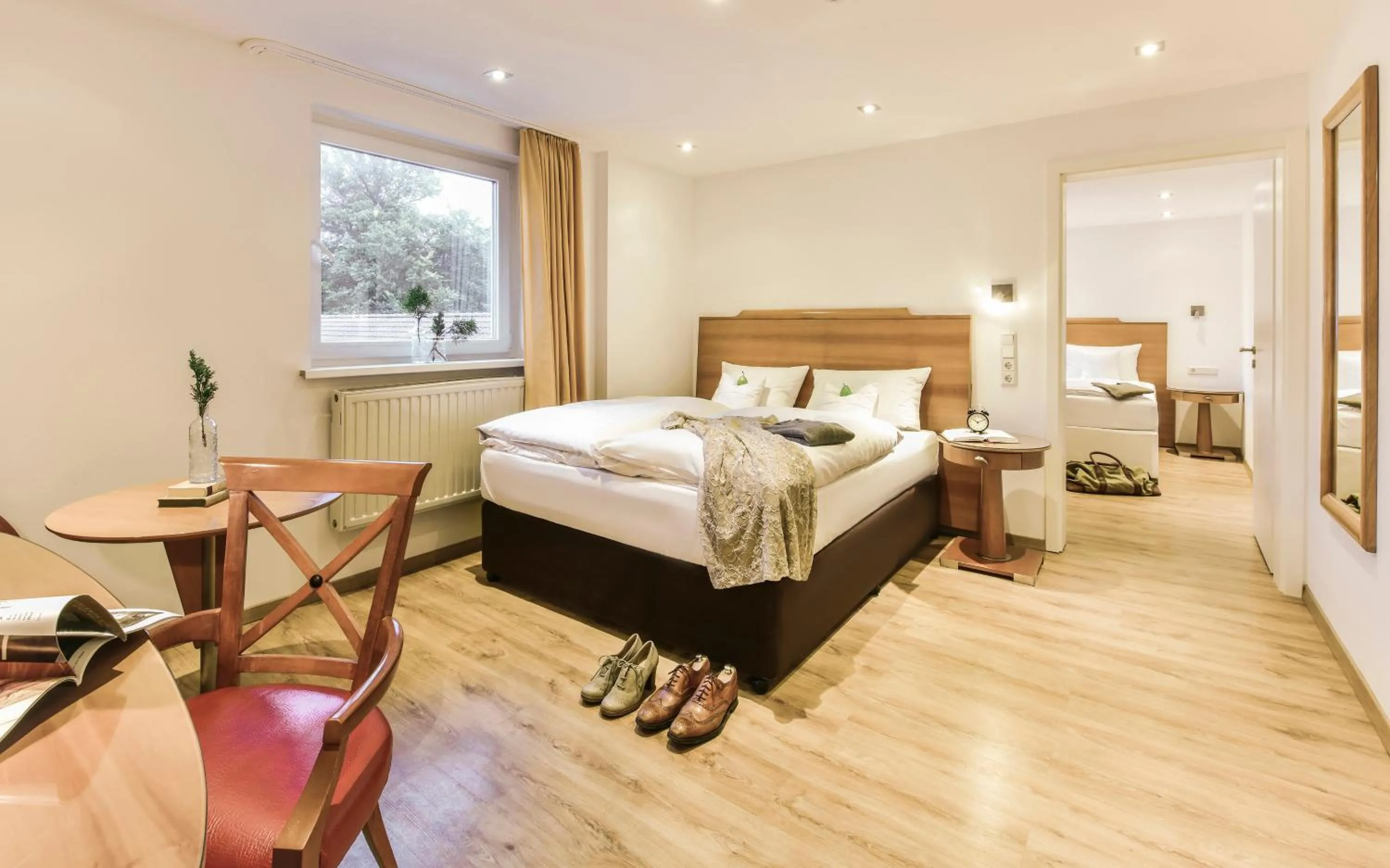 Bedroom, Bed in Hotel-Restaurant Barbarossahof