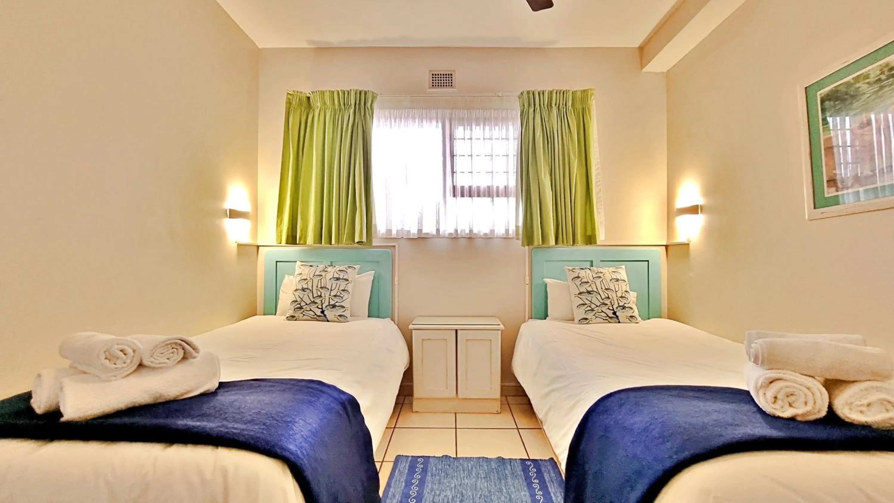 Bedroom, Bed in Hyde Park