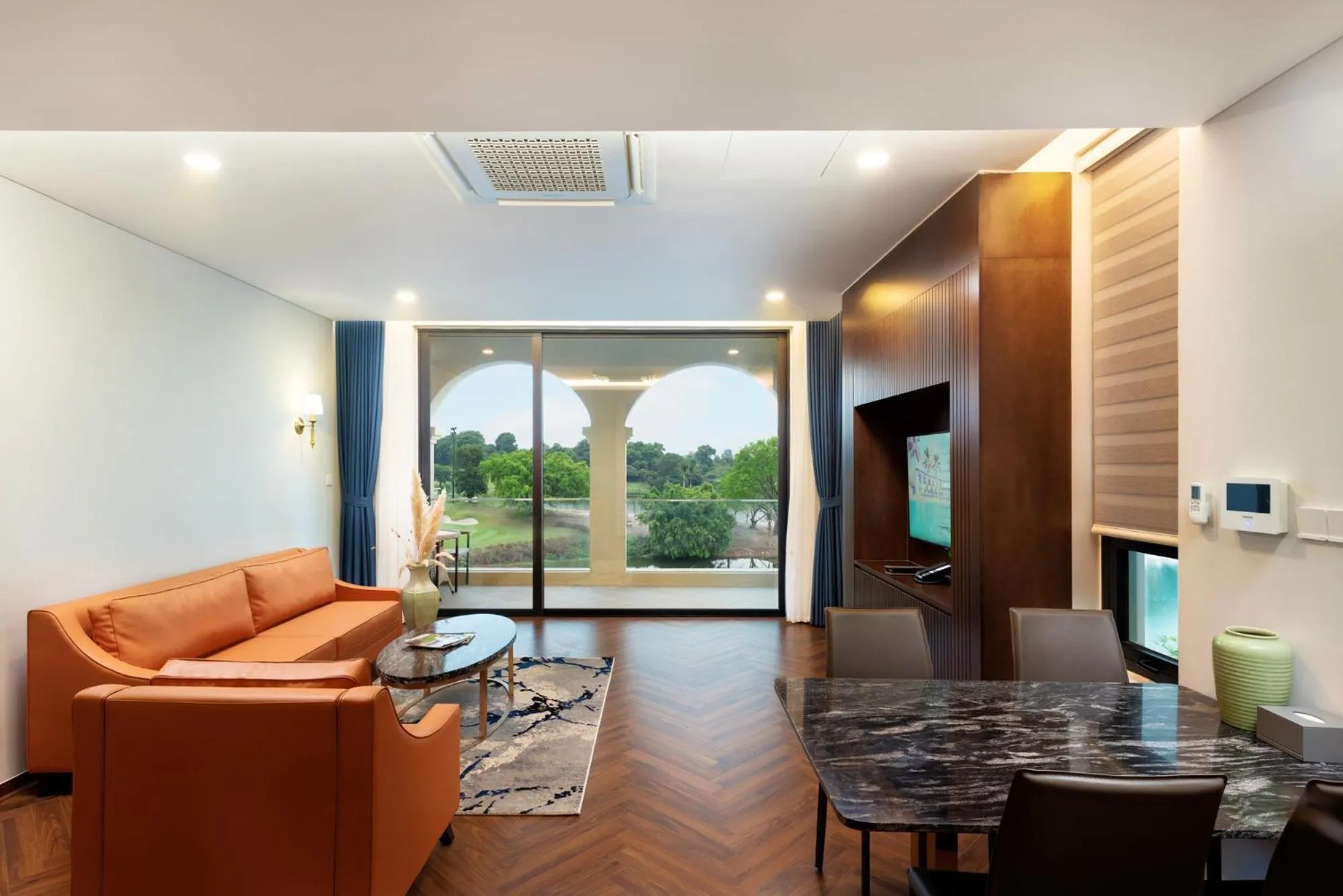 Living room in Wyndham Sky Lake Resort and Villas