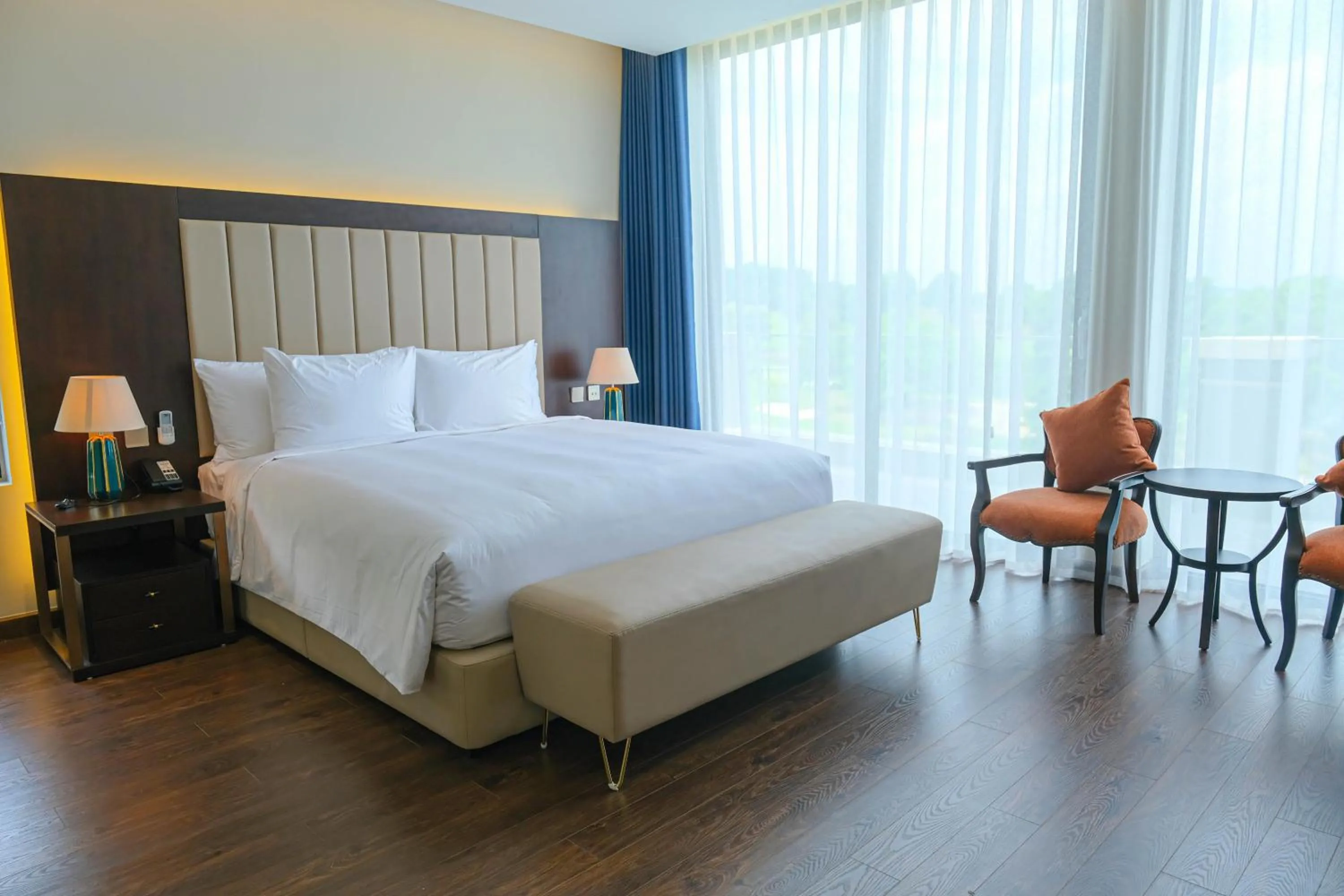 Bed in Wyndham Sky Lake Resort and Villas