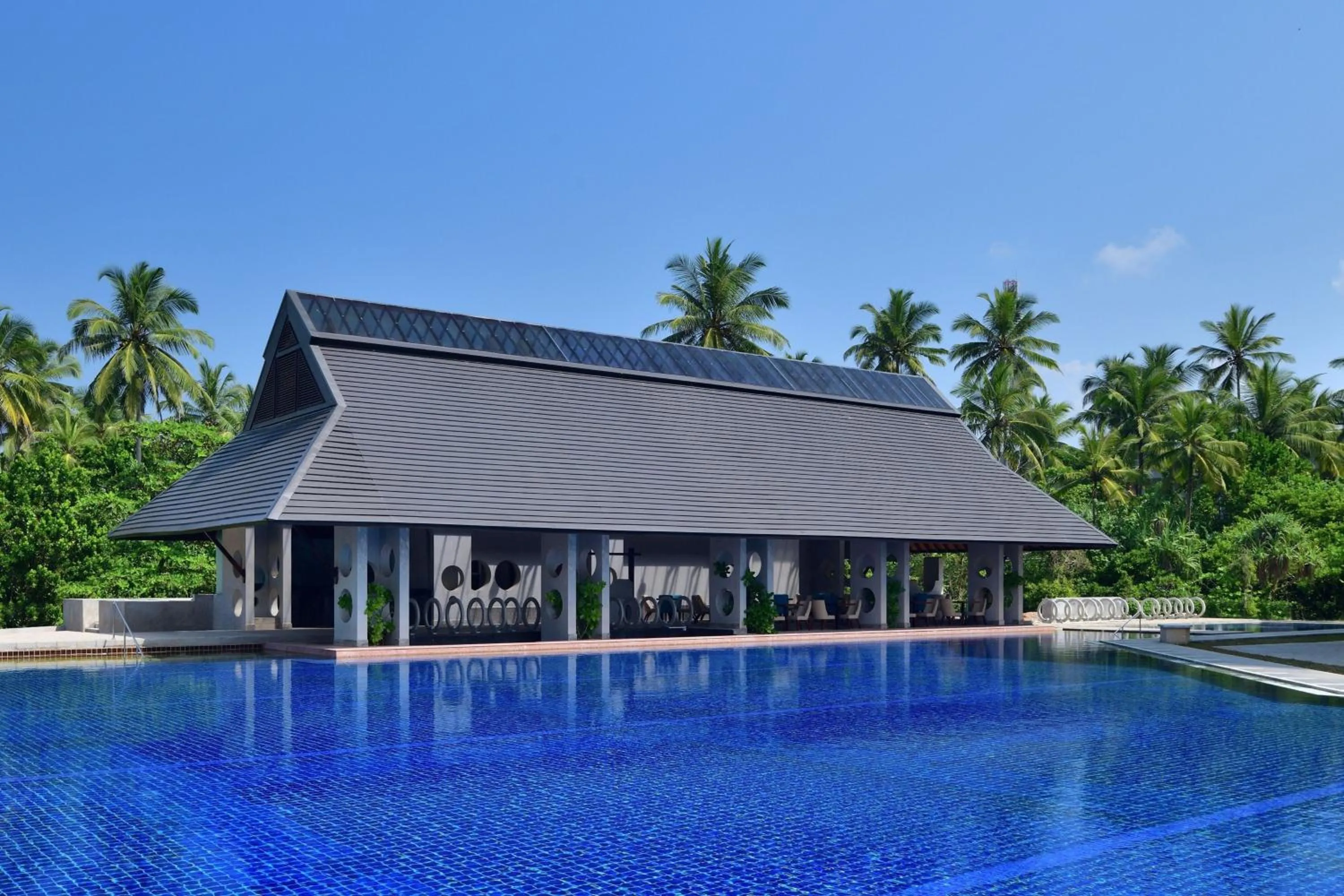 Pool view in Sheraton Kosgoda Turtle Beach Resort