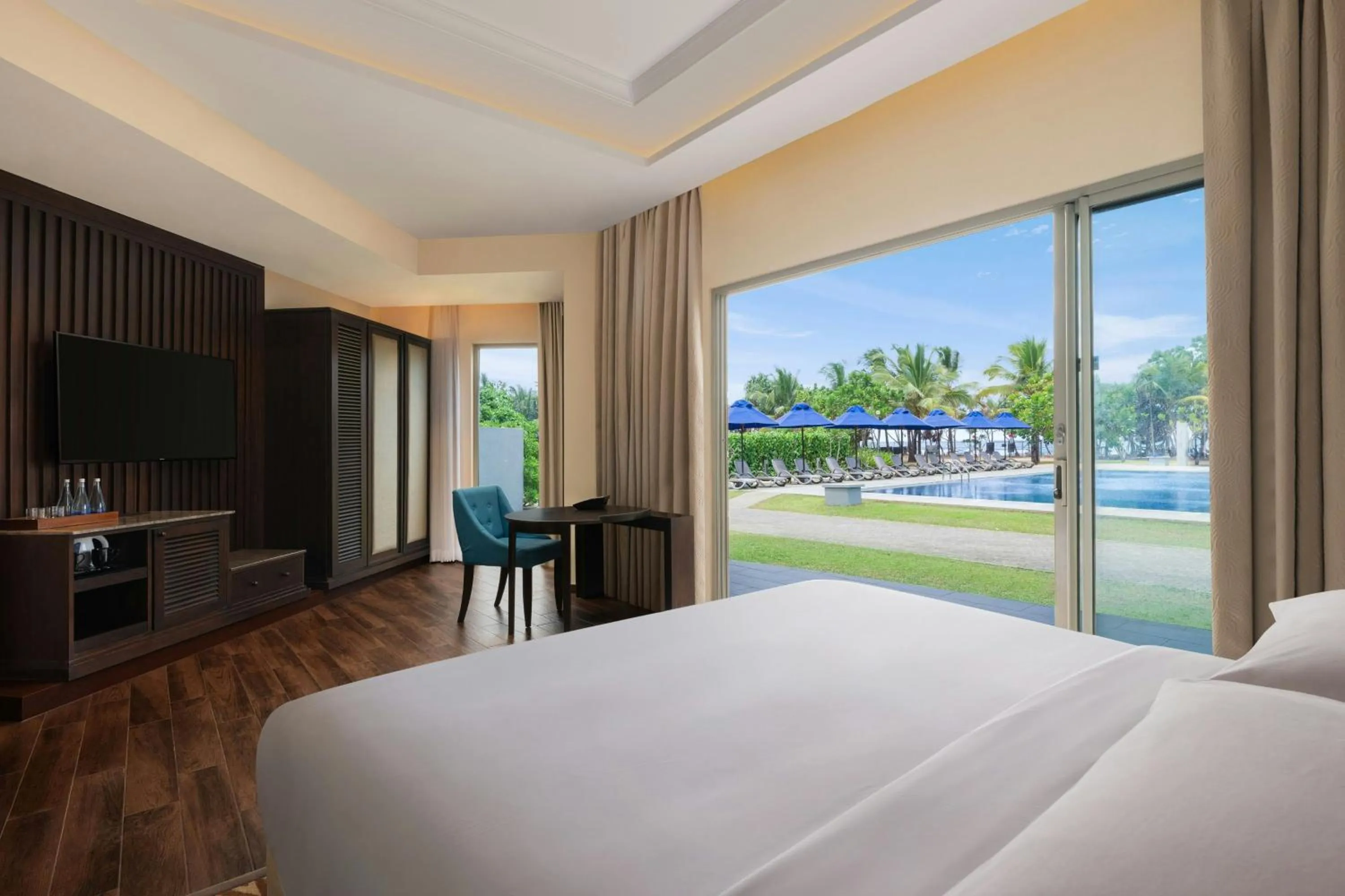 Bed in Sheraton Kosgoda Turtle Beach Resort