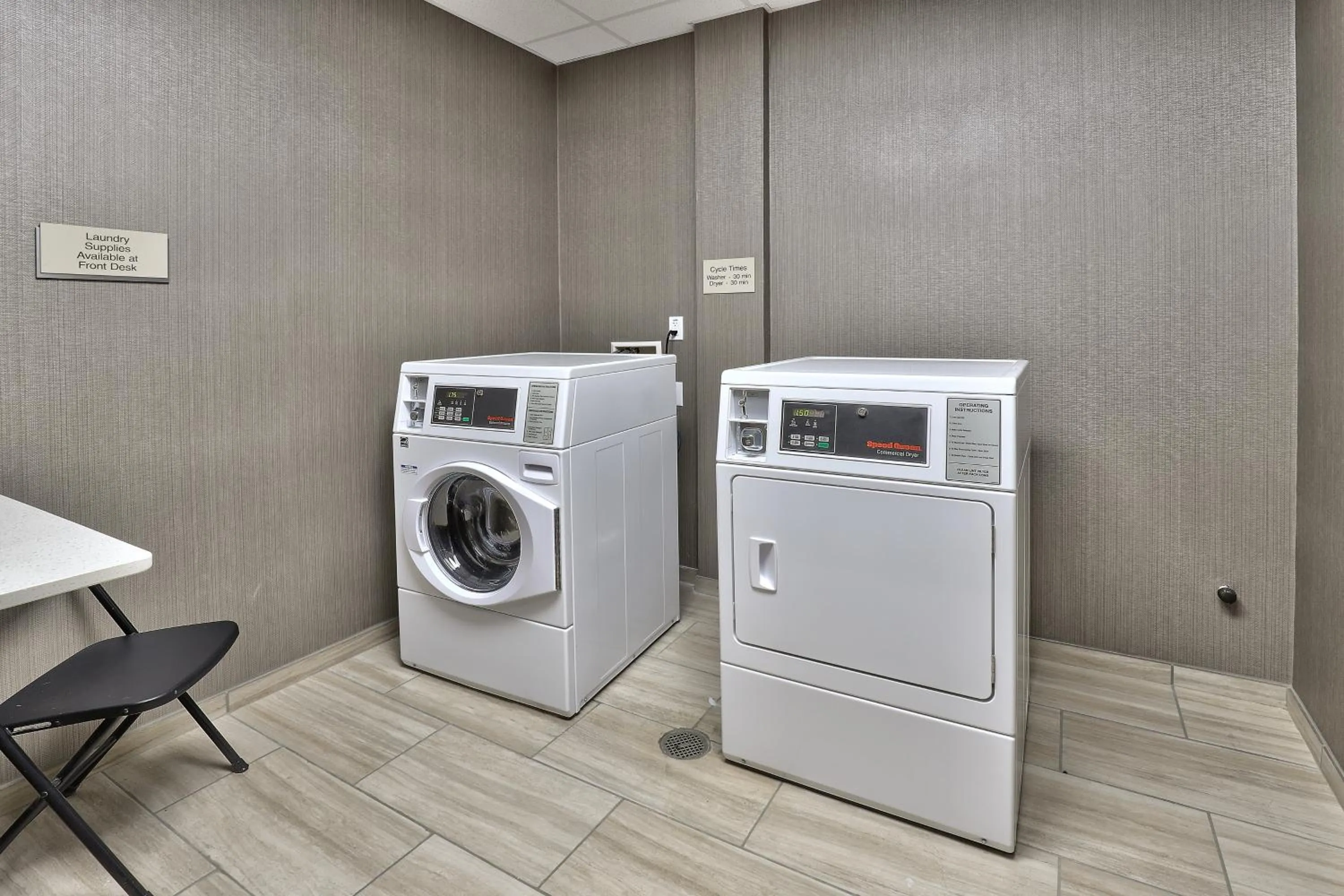 washing machine in SpringHill Suites Durango