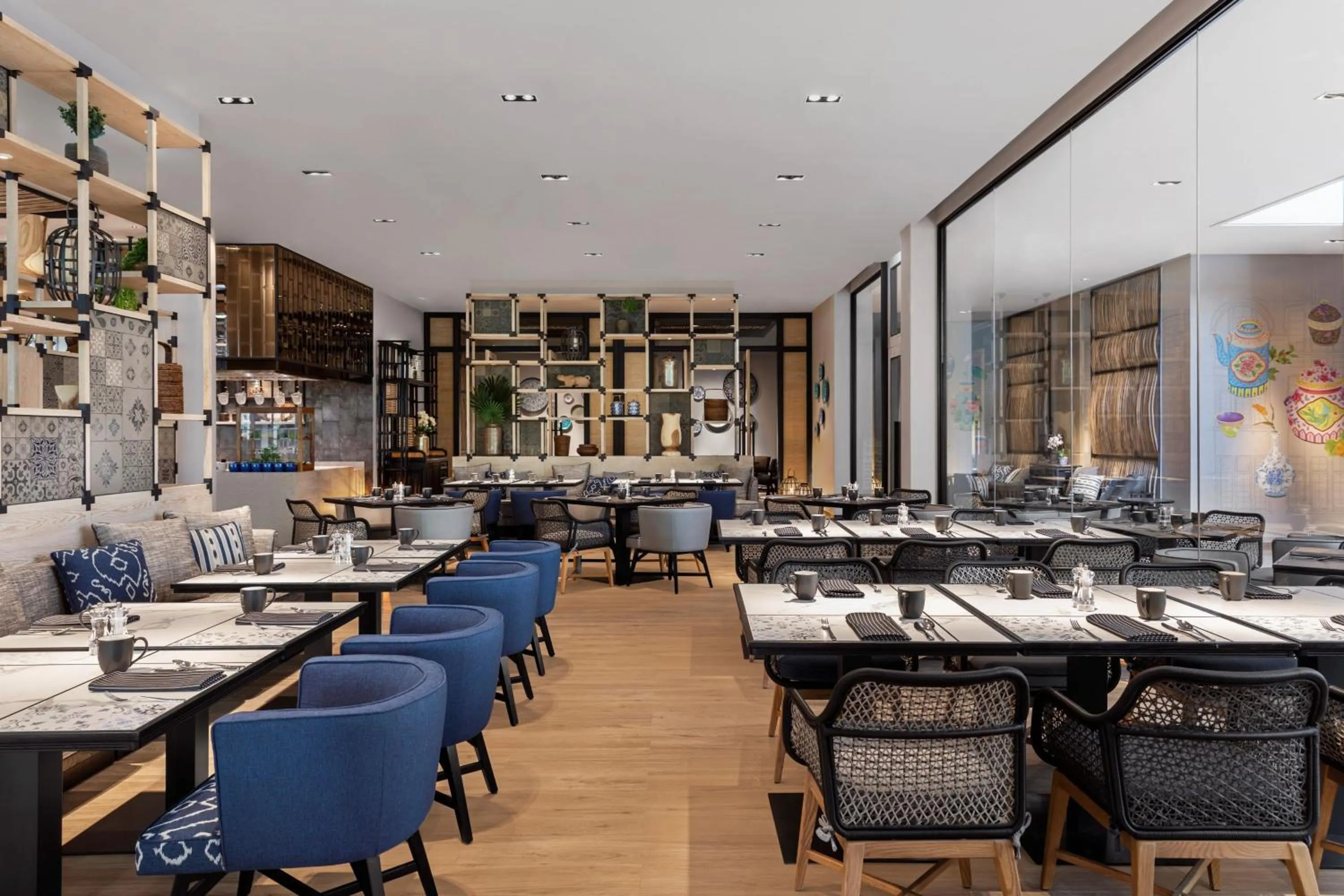 Kitchen or kitchenette in Four Points by Sheraton Phuket Patong Beach Resort