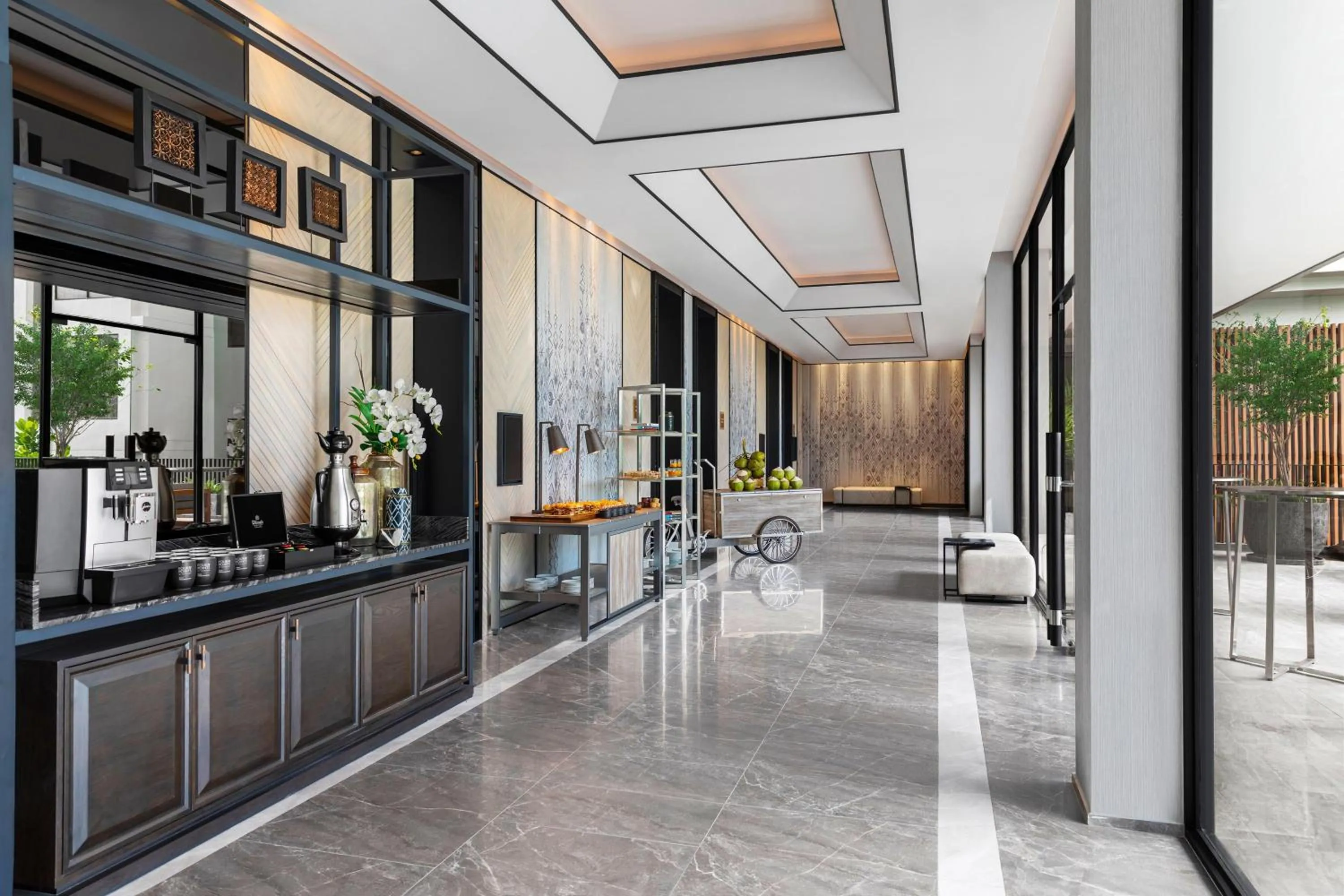 Meeting/conference room in Four Points by Sheraton Phuket Patong Beach Resort