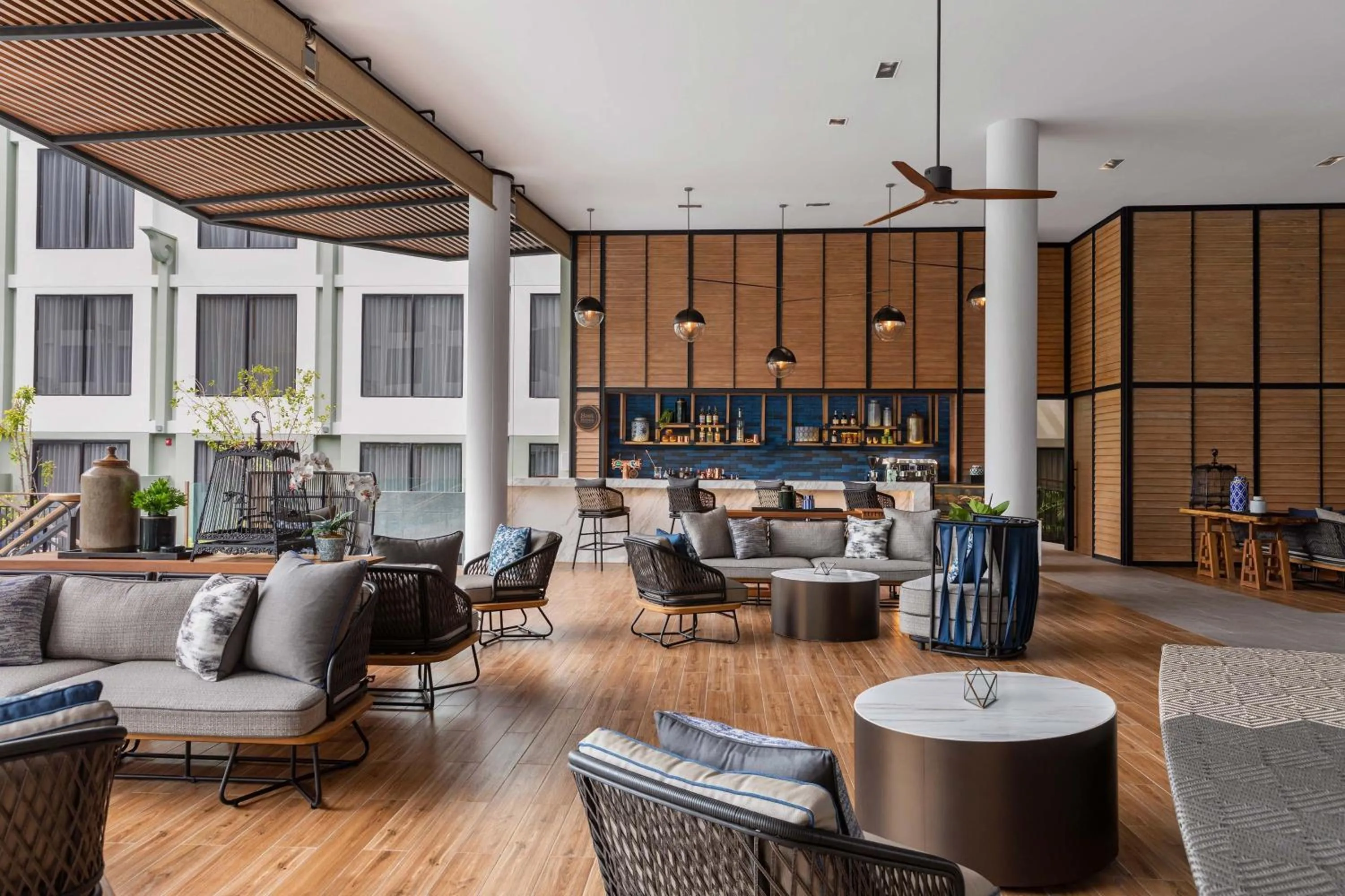 Lobby or reception in Four Points by Sheraton Phuket Patong Beach Resort