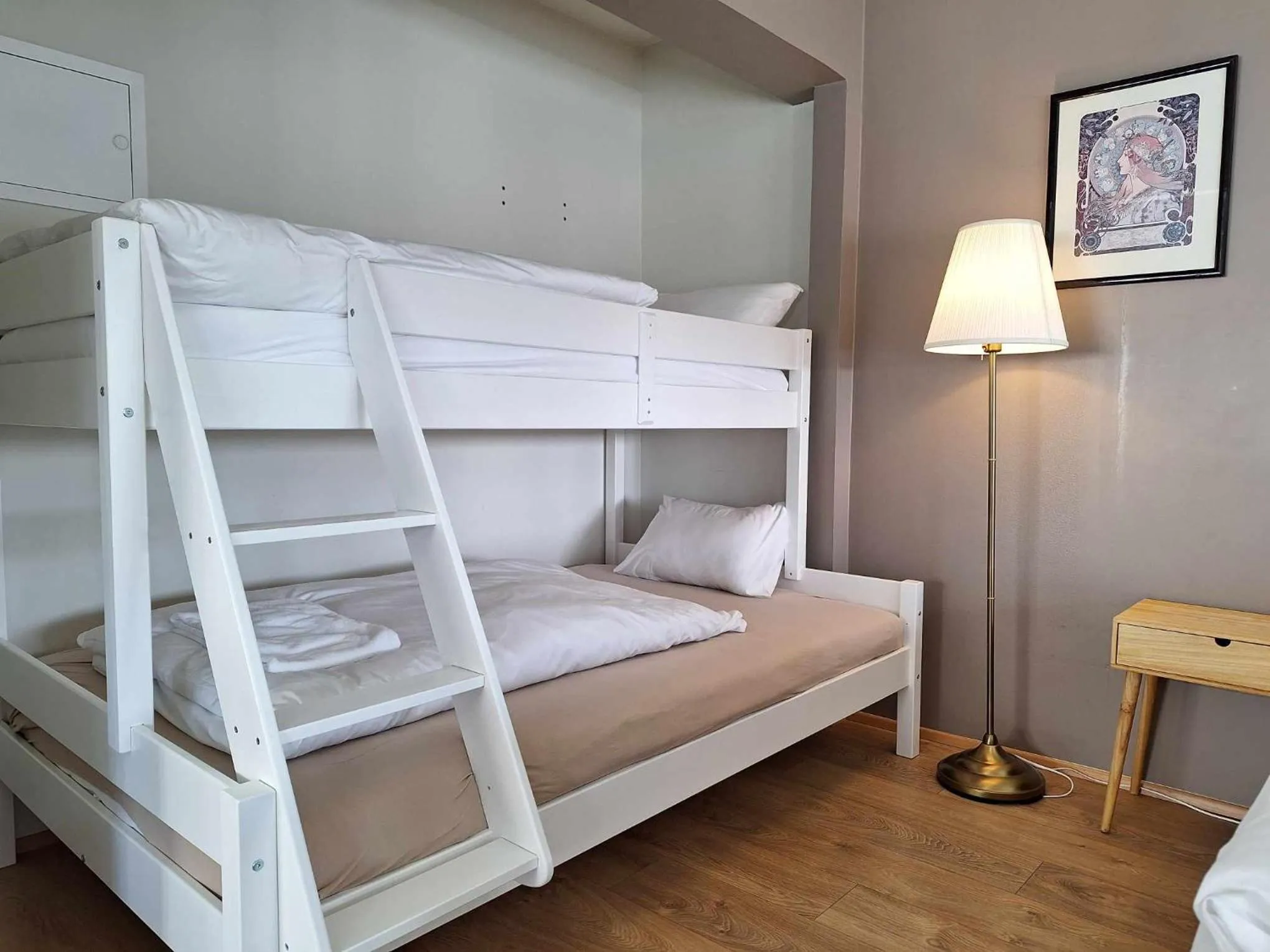 bunk bed in E18 Apartments