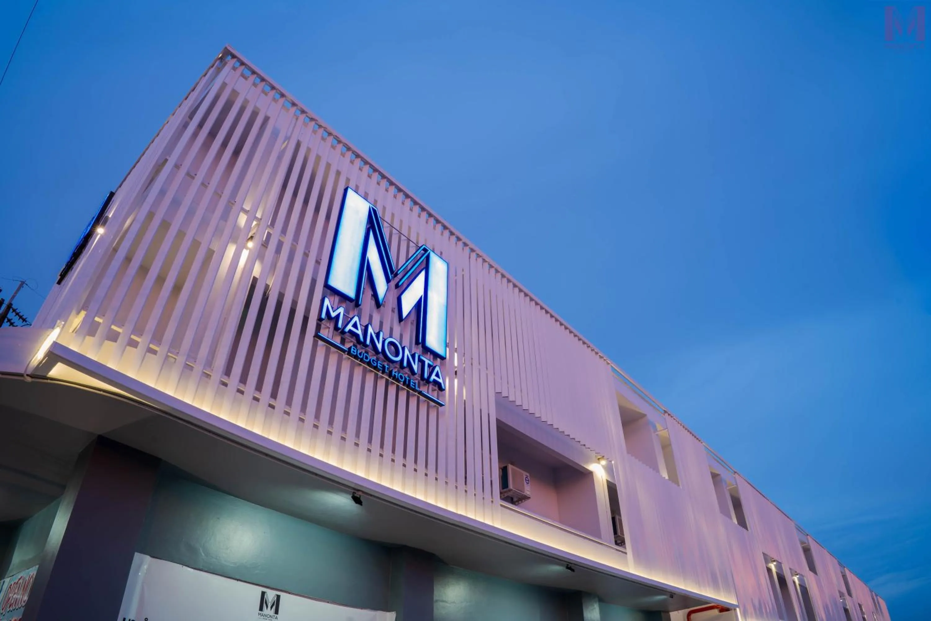 Property building in Manonta Budget Hotel