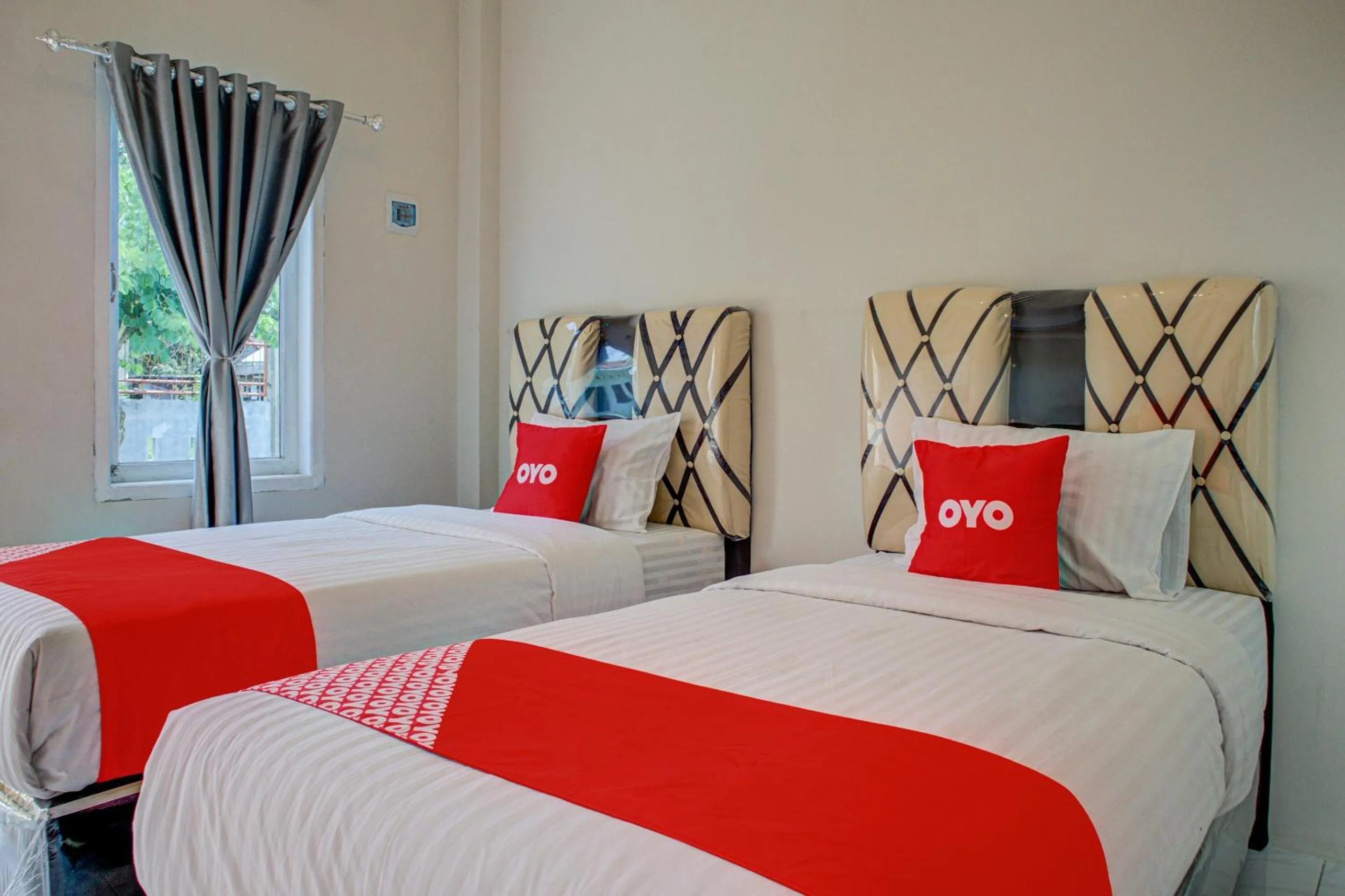 Bedroom in OYO 3266 Alifah Residence Syariah