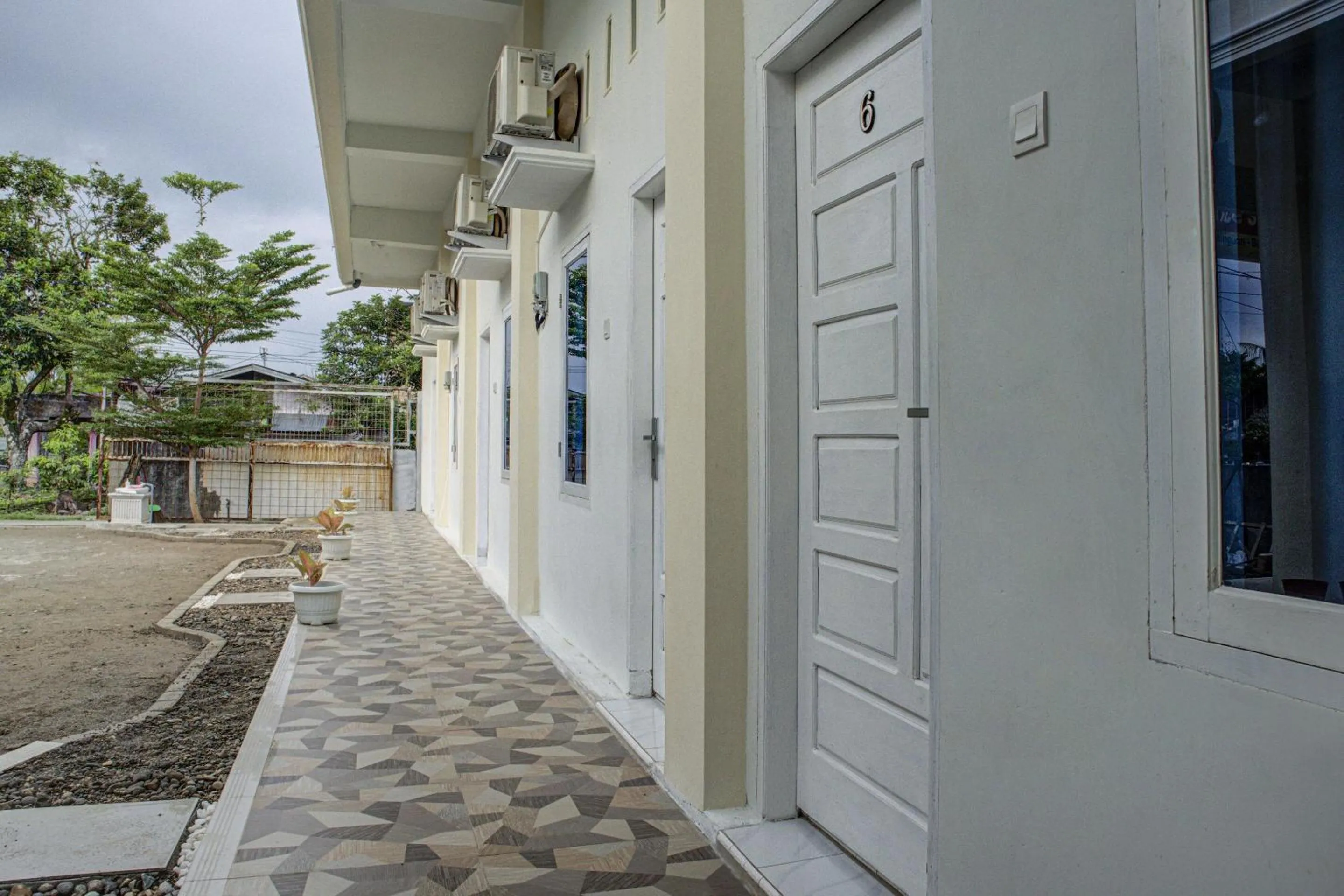 Lobby or reception in OYO 3266 Alifah Residence Syariah