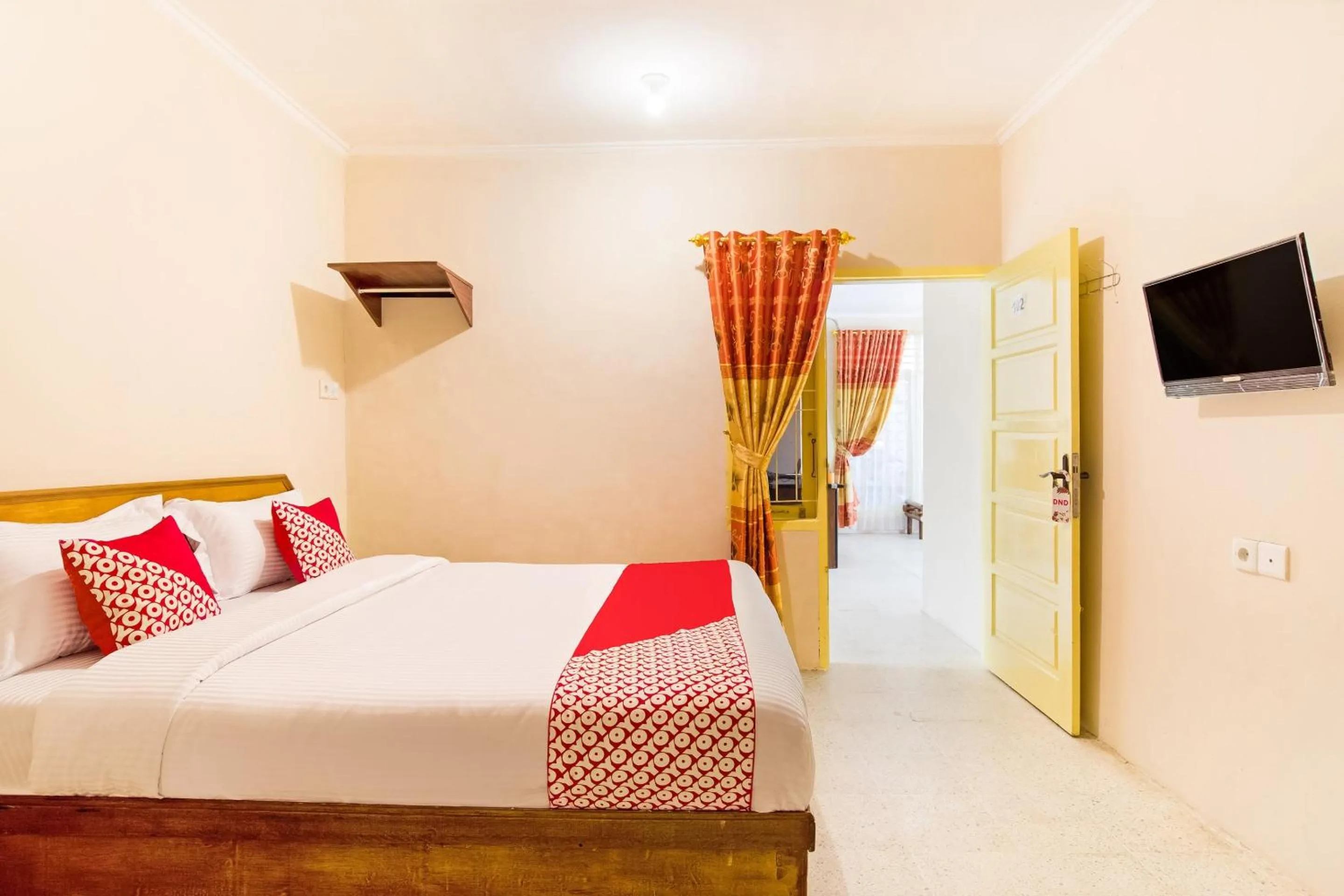 Bedroom, Bed in Hotel O Lansano Residence Syariah