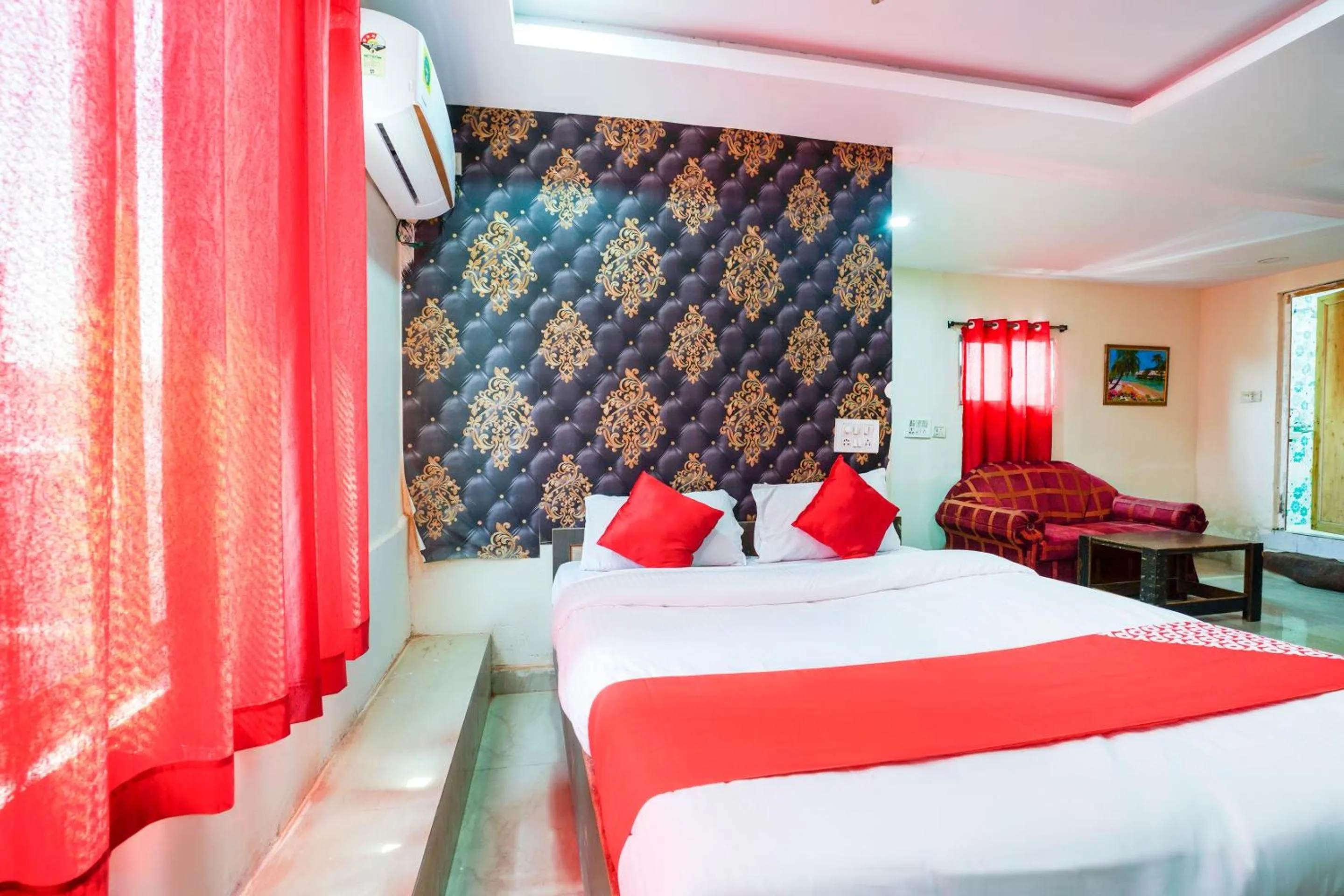 Lobby or reception, Bed in SPOT ON Hotel Hyderabad Continental