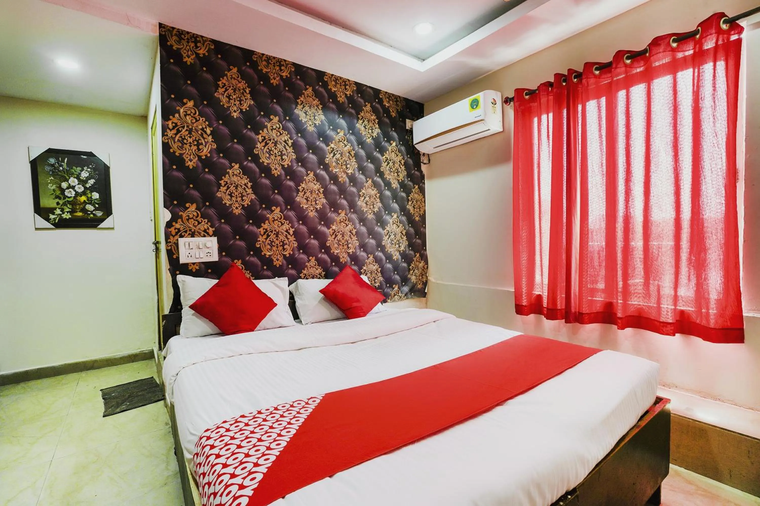 Bedroom, Bed in SPOT ON Hotel Hyderabad Continental