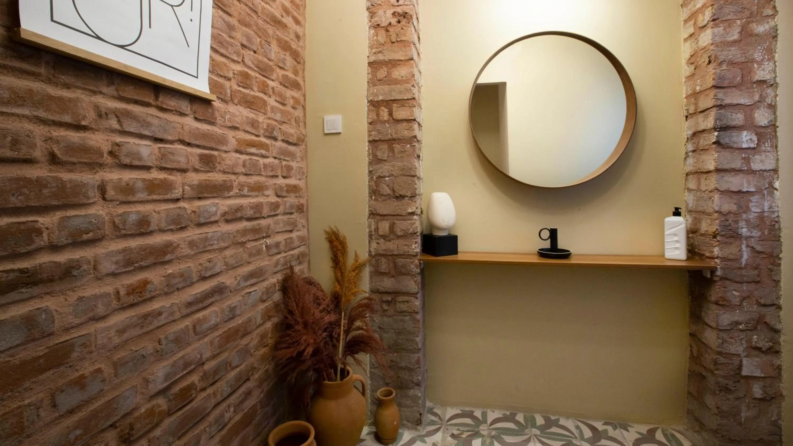 Property building in Maravilloso Hotel Pera