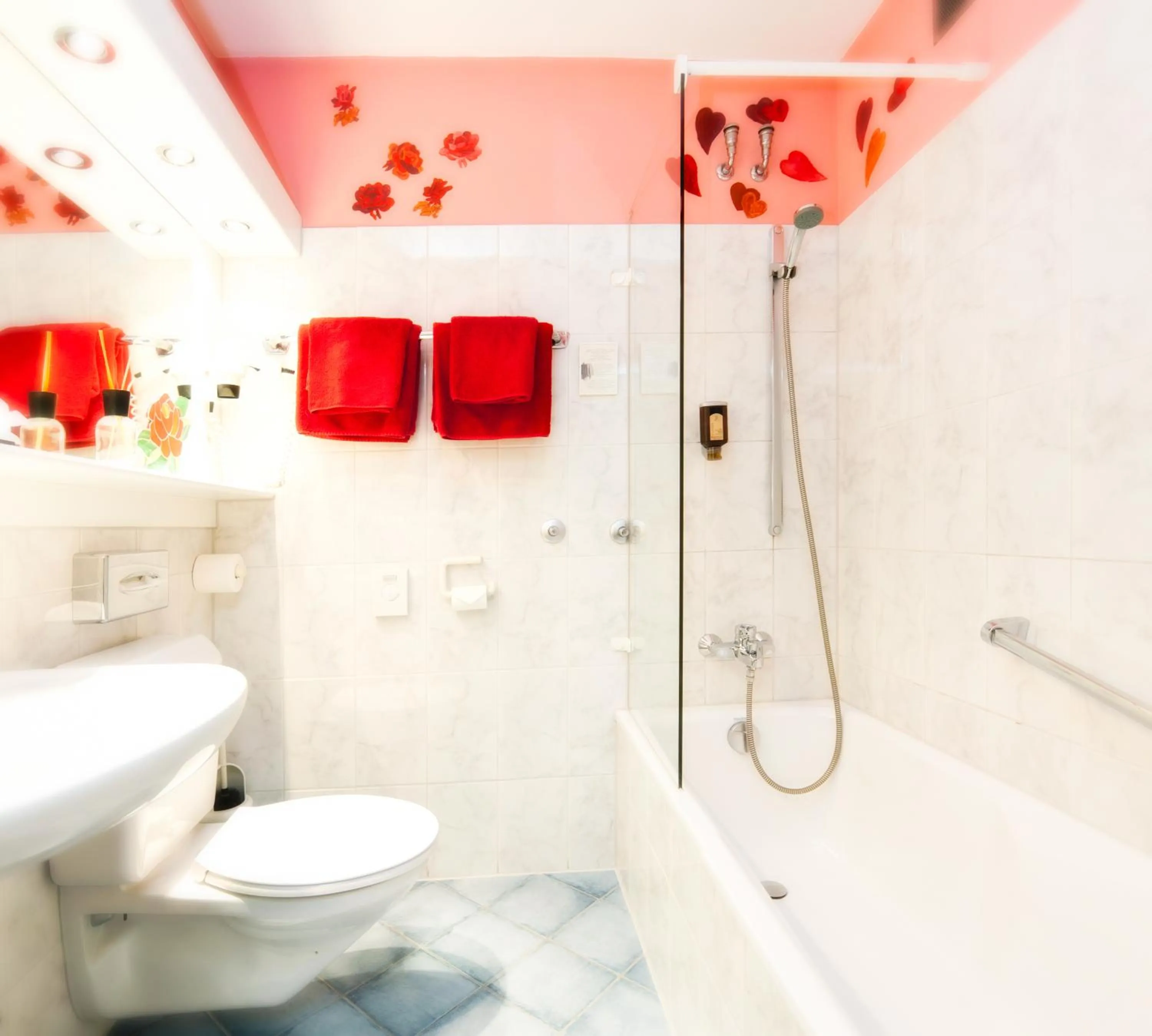 Bathroom in Hotel Azenberg