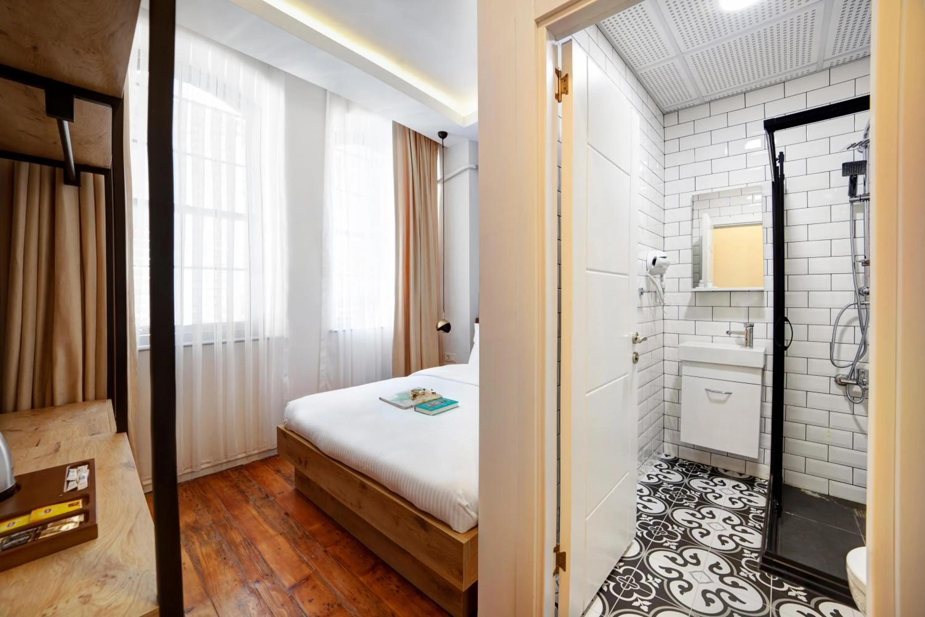 Photo of the whole room, Bed in Maravilloso Hotel Galata