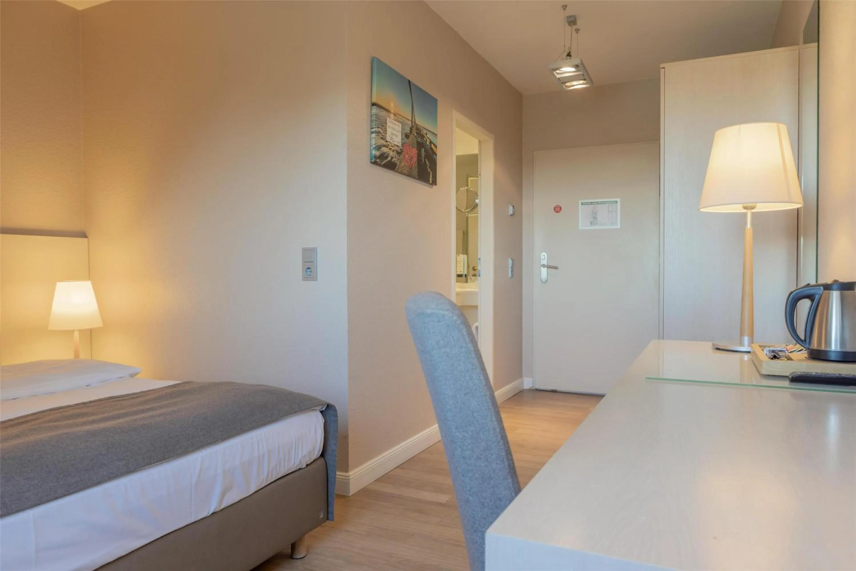 Bedroom, Bed in Best Western Plus Theodor Storm Hotel