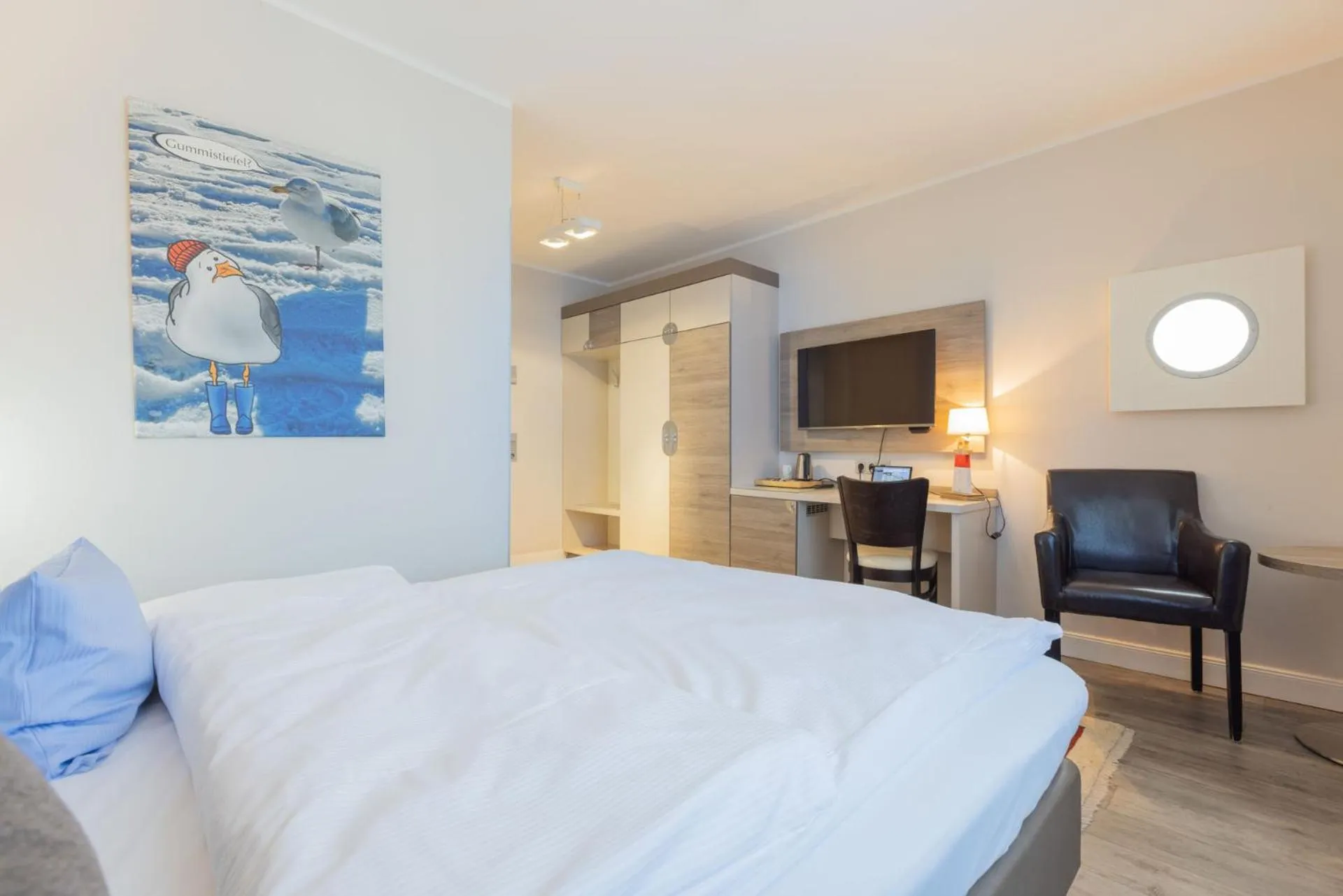 Bed in Best Western Plus Theodor Storm Hotel