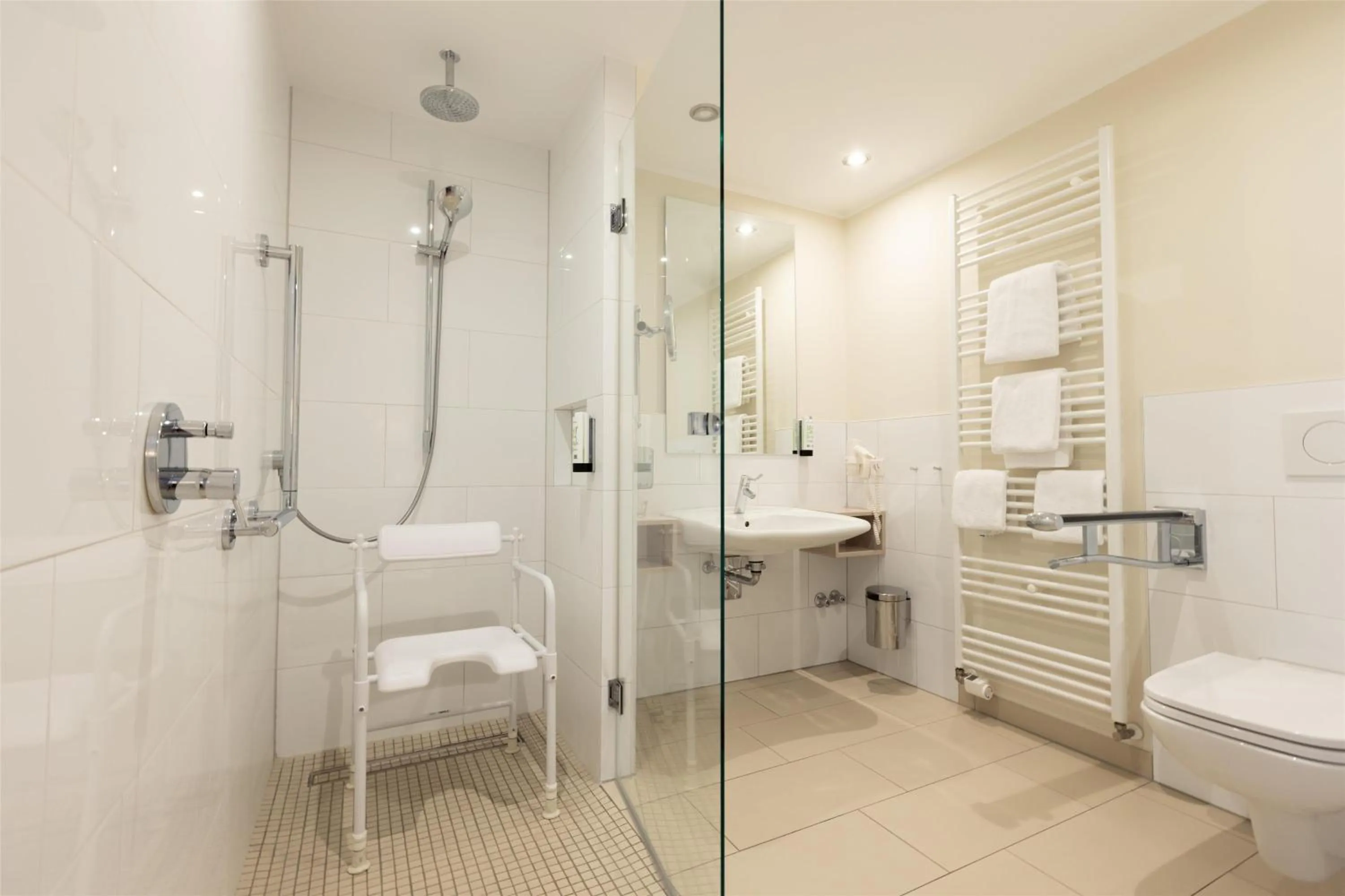 Bedroom in Best Western Plus Theodor Storm Hotel