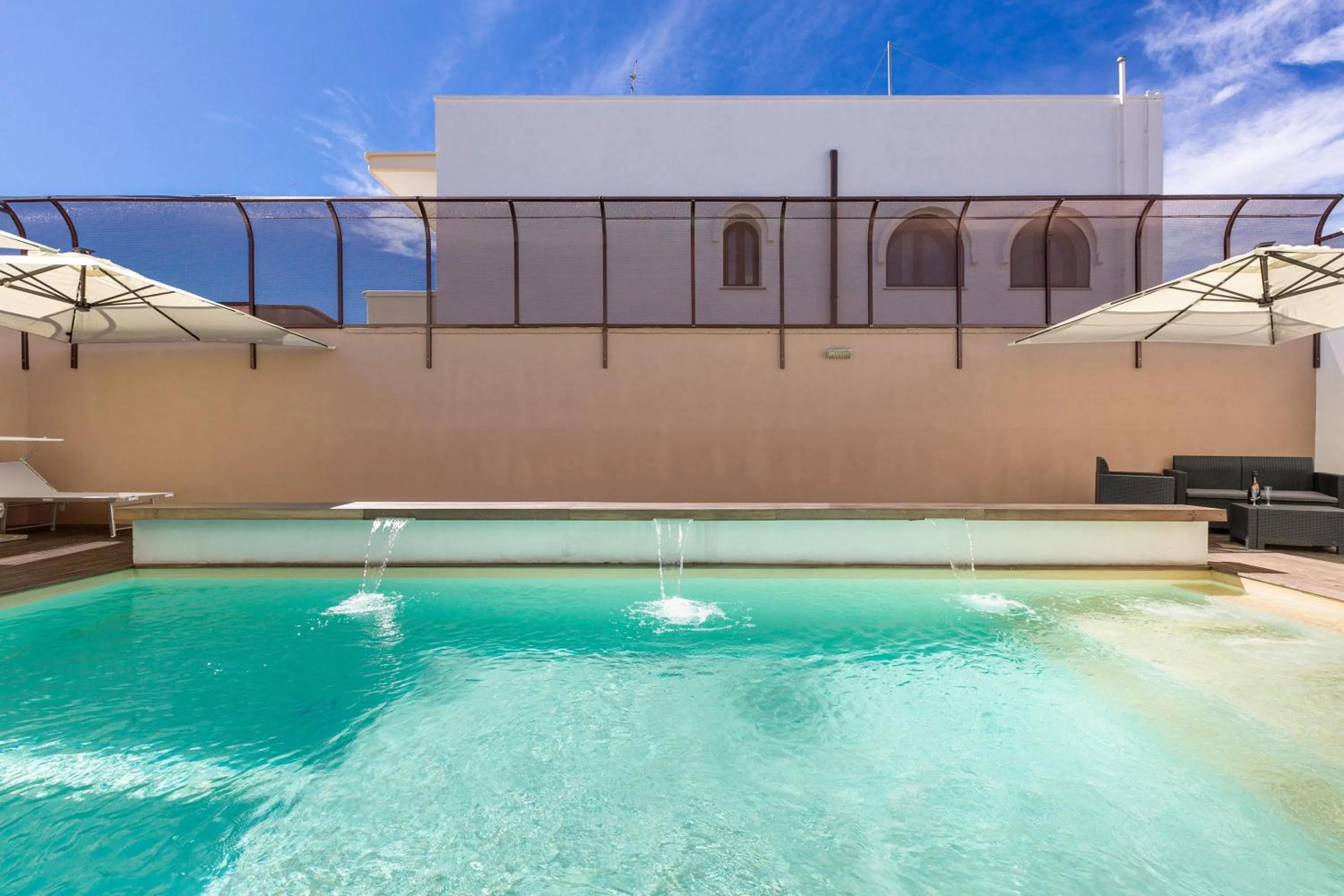 Swimming pool in Joy Home B&B