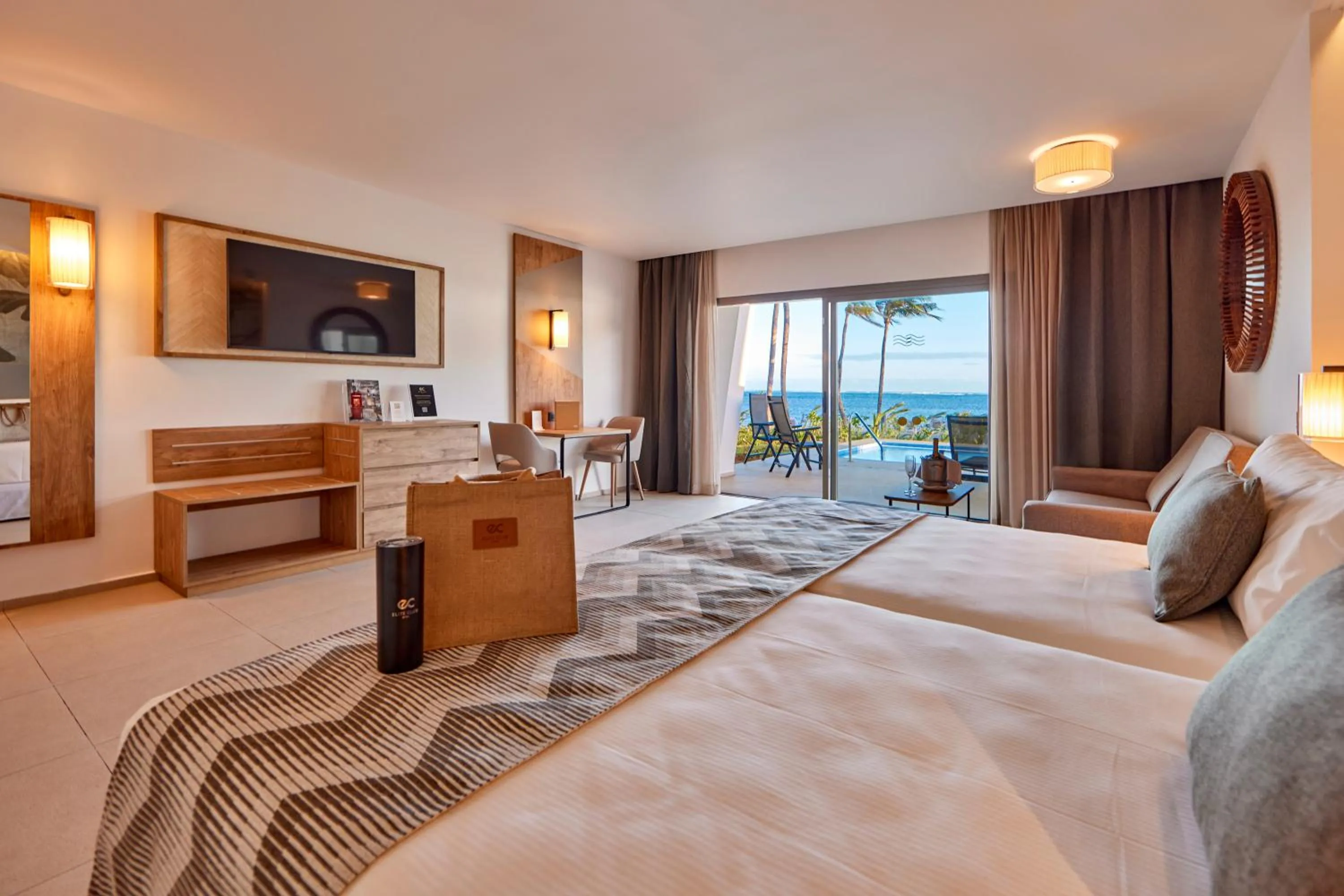 Bed in Riu Palace Mauritius - All Inclusive - Adults Only