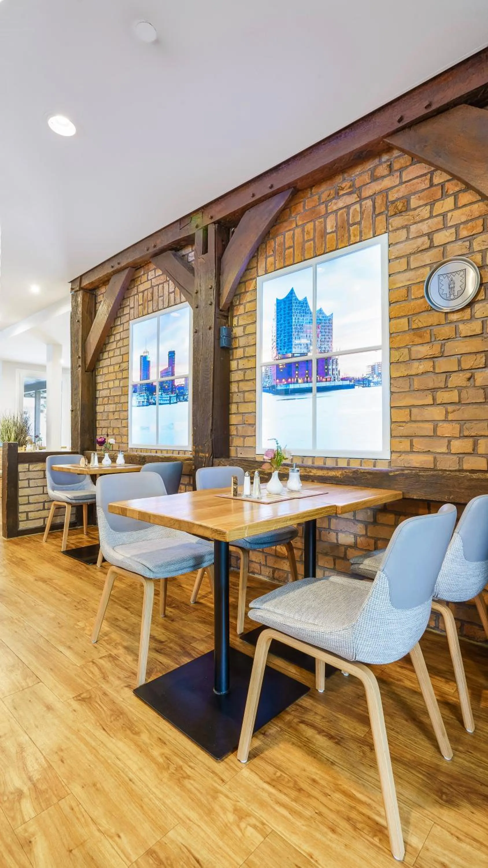 Restaurant/places to eat in Hotel Kreuzer