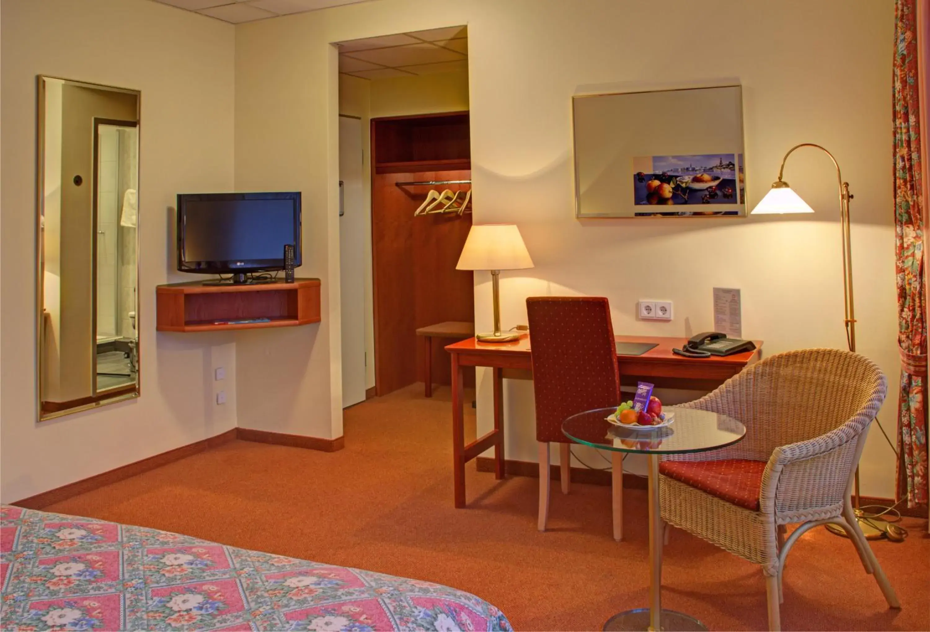 Double Room in Hotel Kreuzer Double Room in Hotel Kreuzer