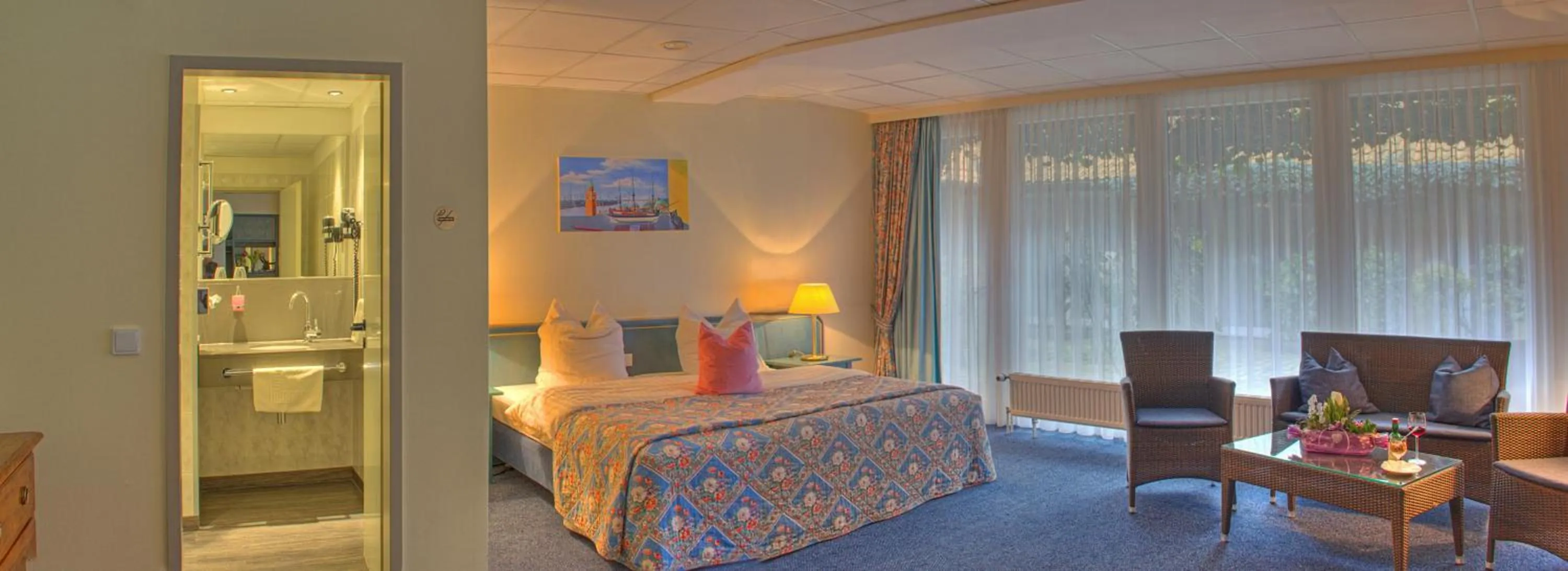 Photo of the whole room, Bed in Hotel Kreuzer