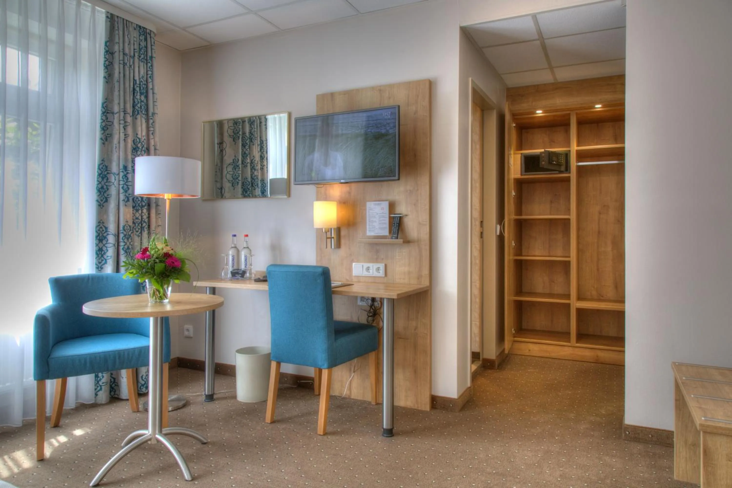 Photo of the whole room in Hotel Kreuzer