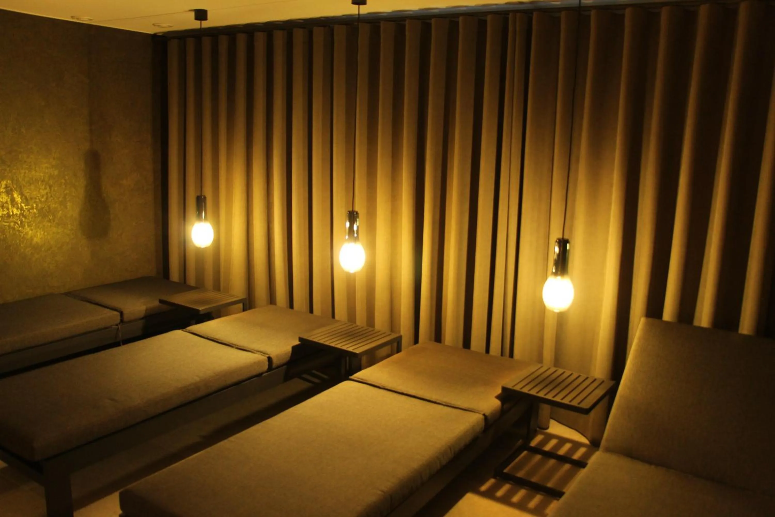 Sauna, Bed in Seehotel Ecktannen