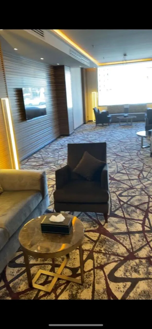 Communal lounge/ TV room in Doolve Hotel Al Khobar