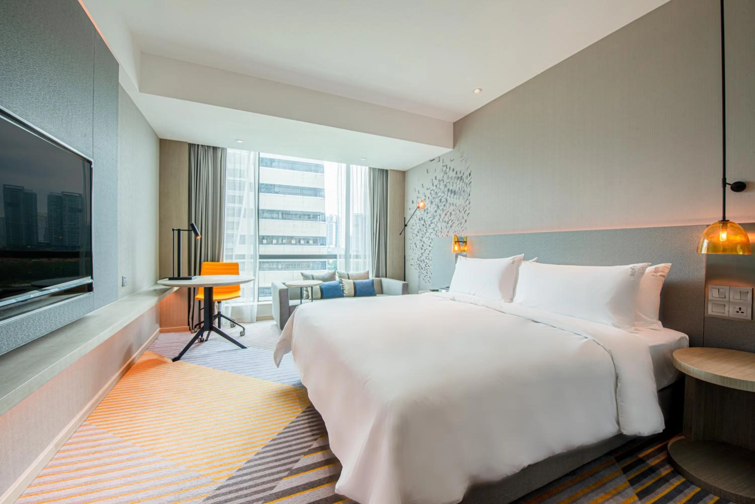 Bed in Holiday Inn Johor Bahru City Centre by IHG