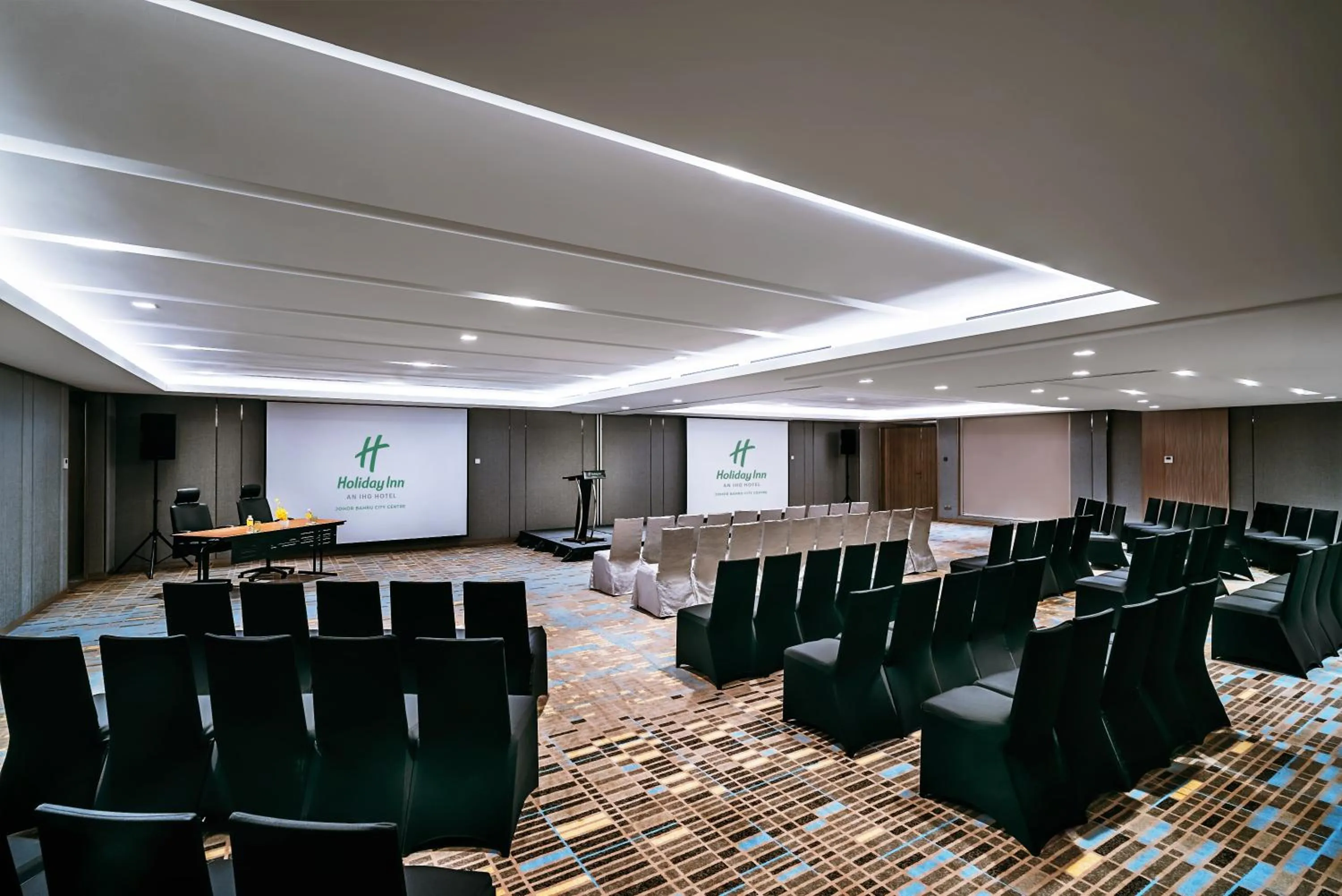 Meeting/conference room in Holiday Inn Johor Bahru City Centre by IHG