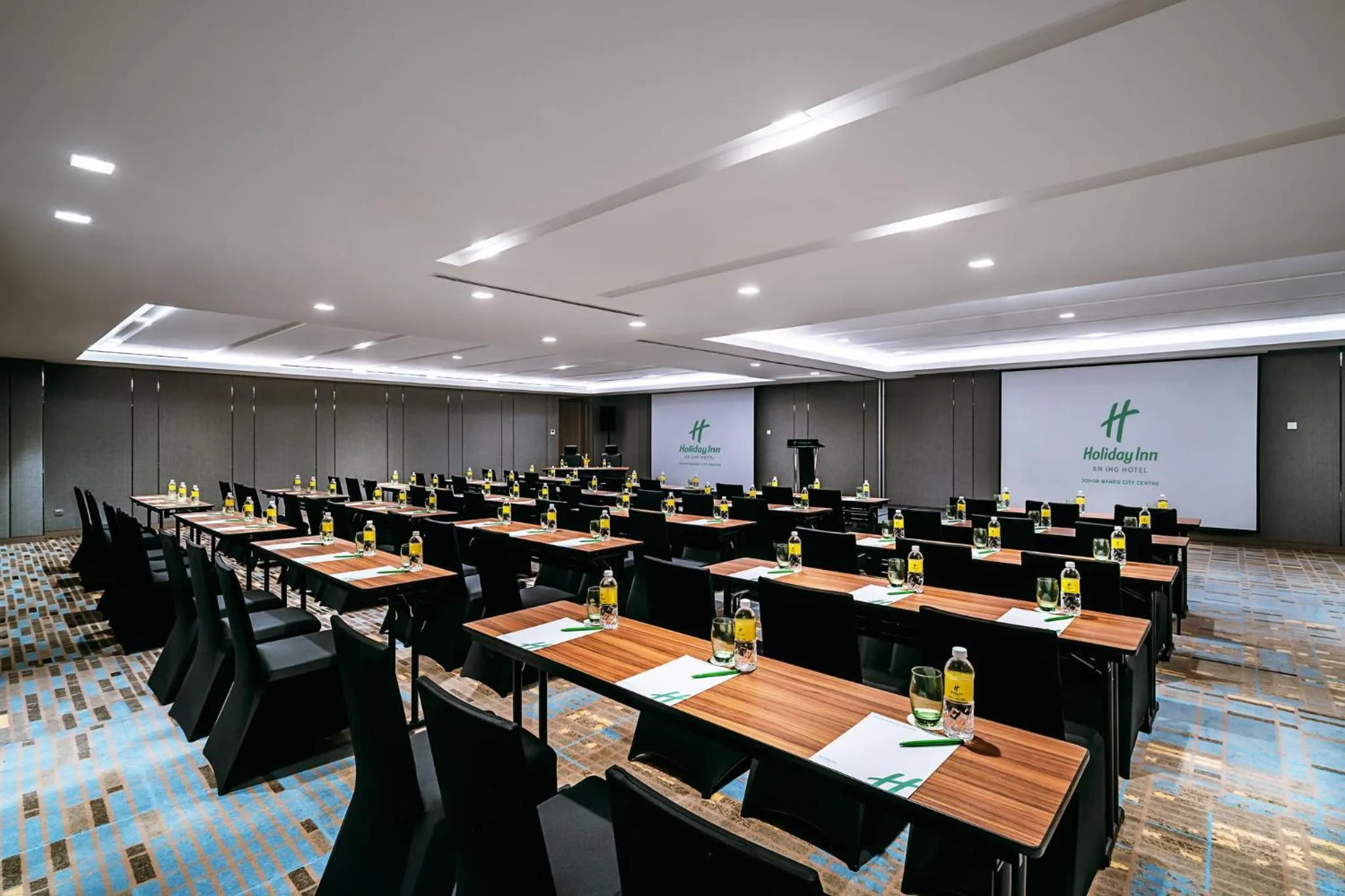 Meeting/conference room in Holiday Inn Johor Bahru City Centre by IHG
