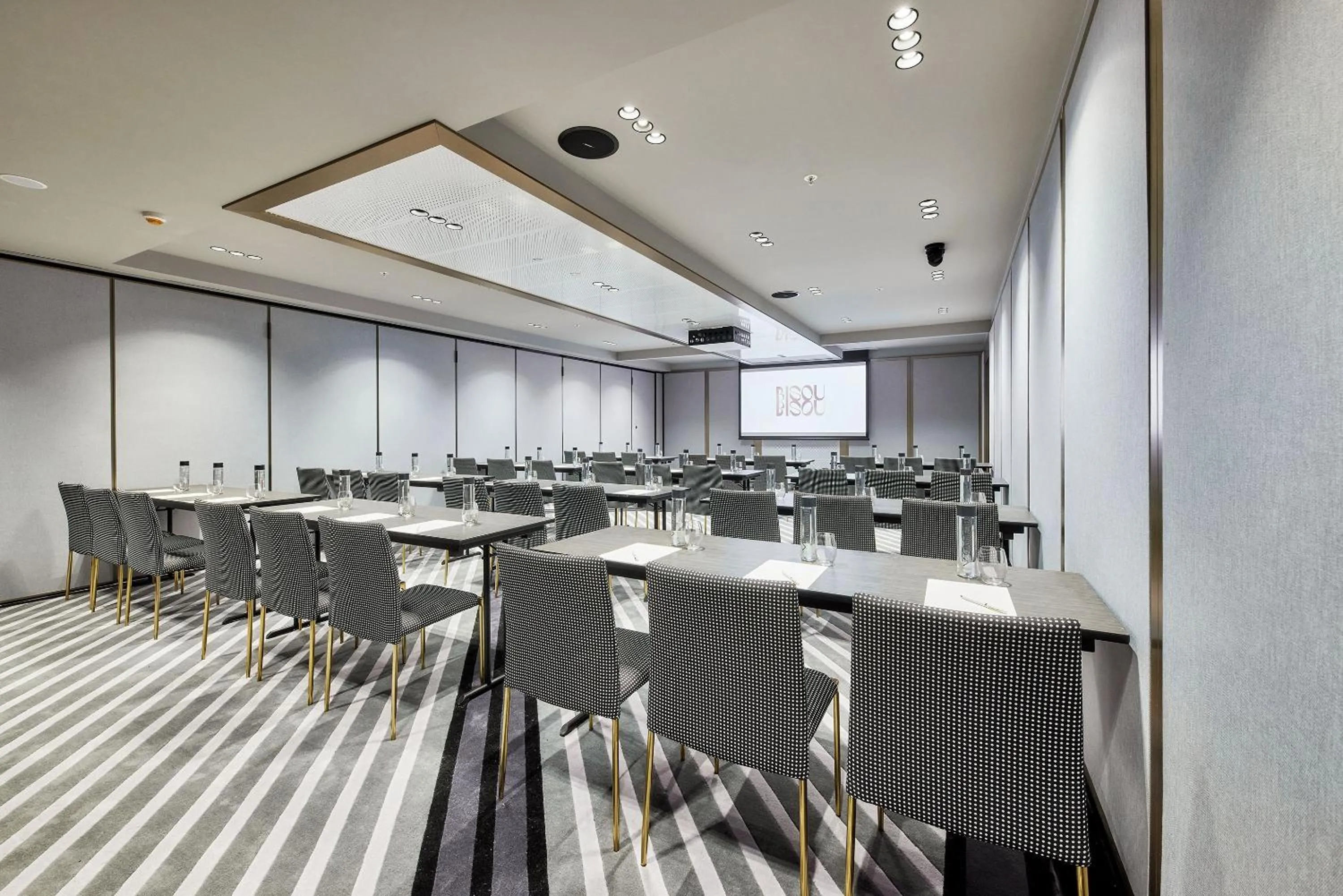 Meeting/conference room in Hotel X Brisbane Fortitude Vly, Vignette Collection by IHG