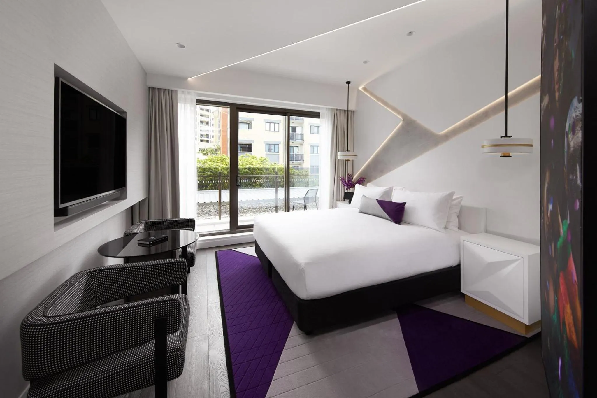 Photo of the whole room, Bed in Hotel X Brisbane Fortitude Vly, Vignette Collection by IHG