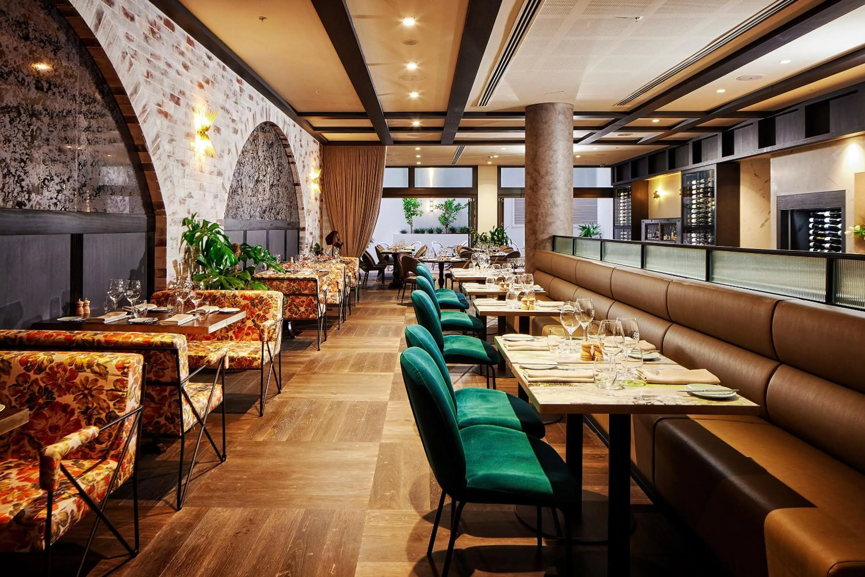 Restaurant/places to eat in Hotel X Brisbane Fortitude Vly, Vignette Collection by IHG