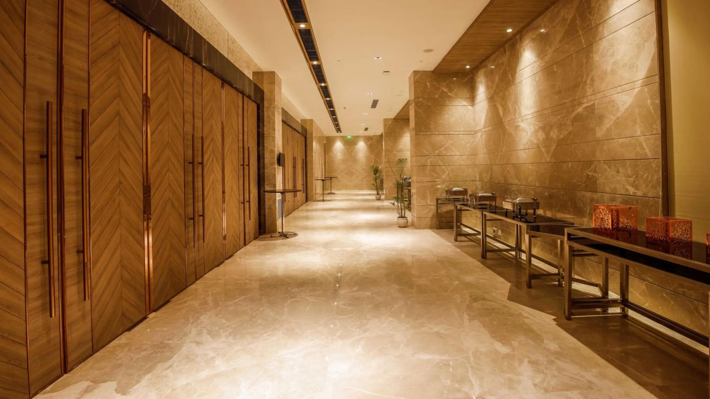 Meeting/conference room in Holiday Inn Gurugram Sector 90 by IHG