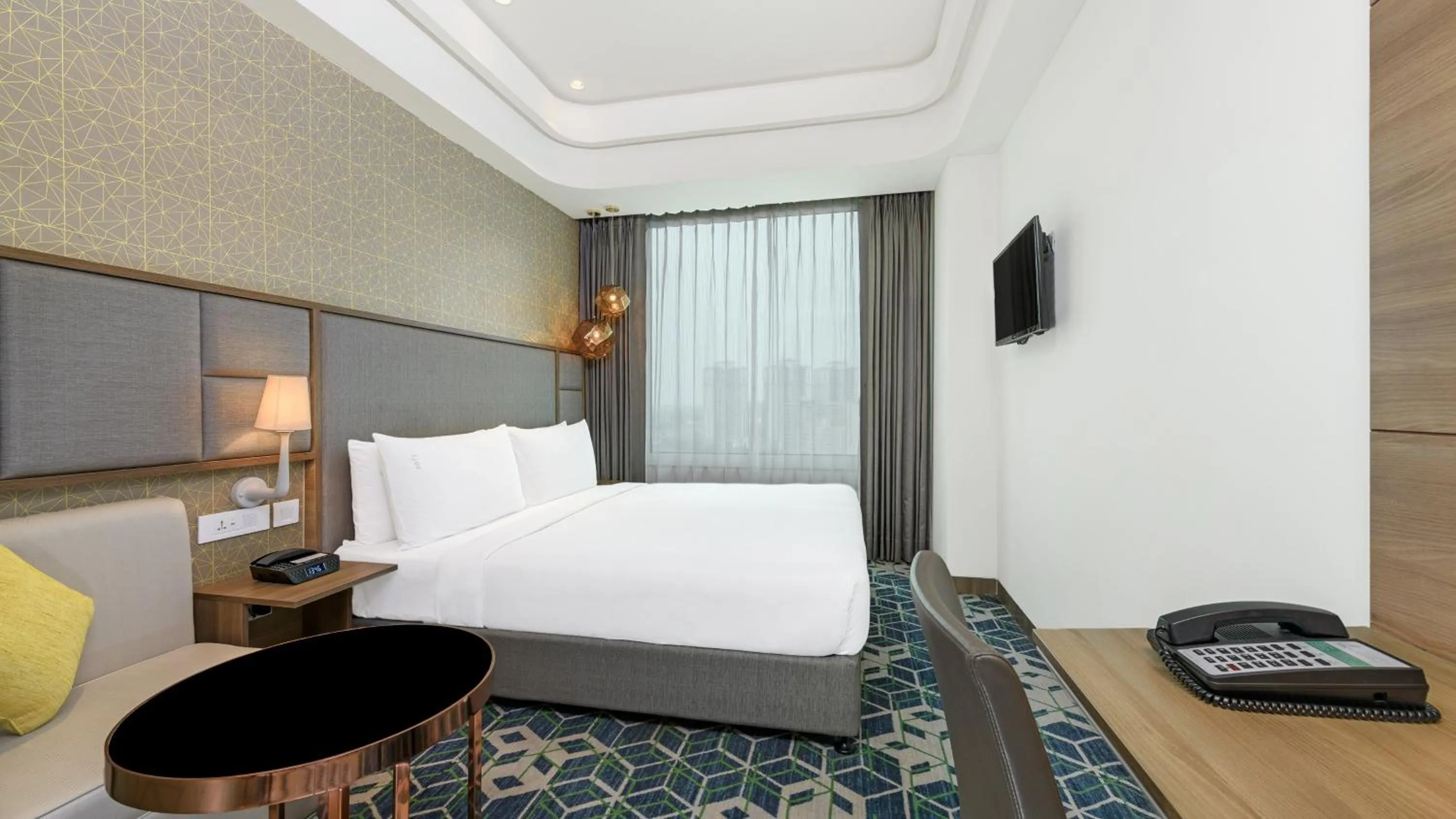 Photo of the whole room, Bed in Holiday Inn Gurugram Sector 90 by IHG