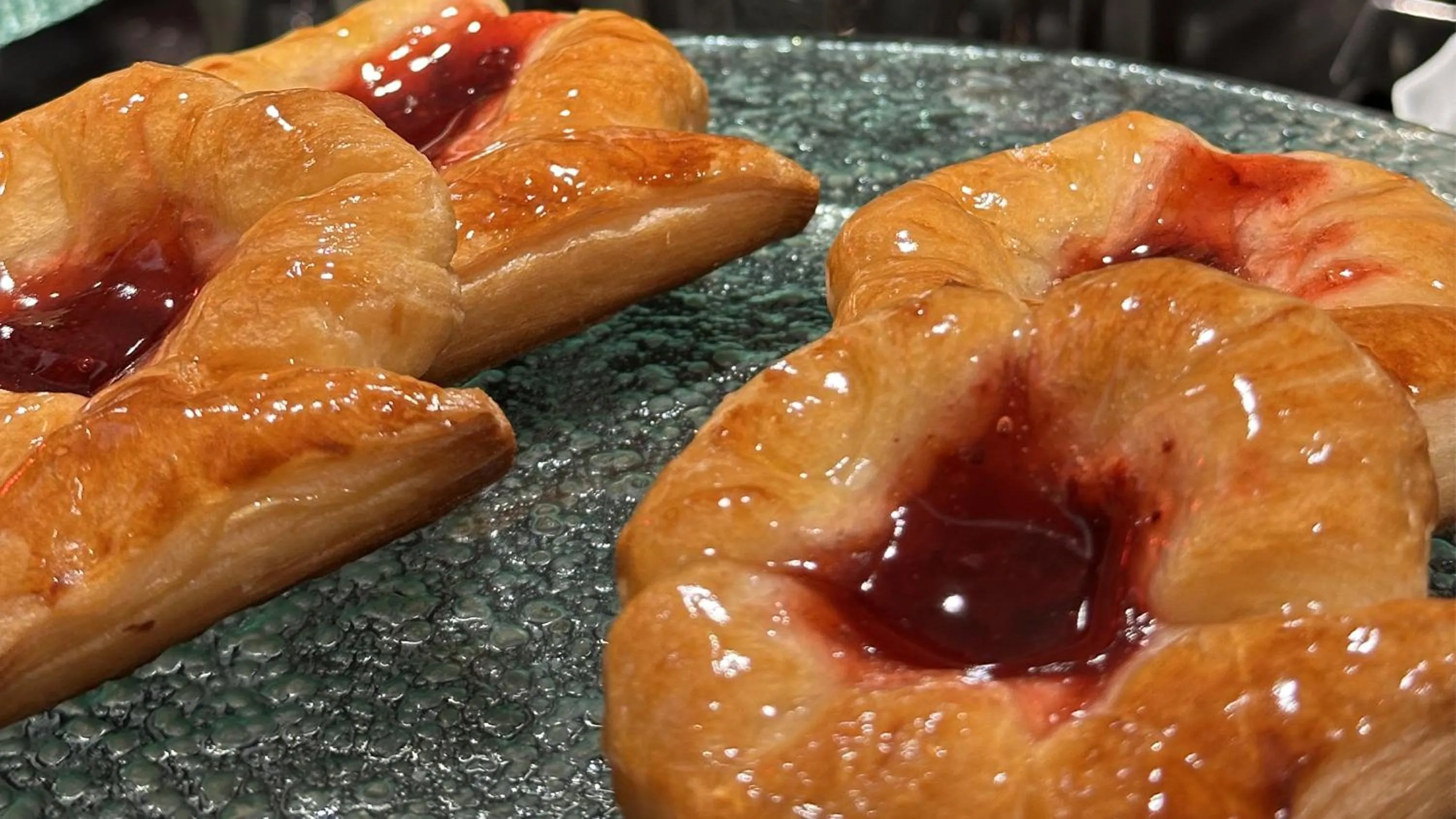 Breakfast in Holiday Inn Dhaka City Centre by IHG