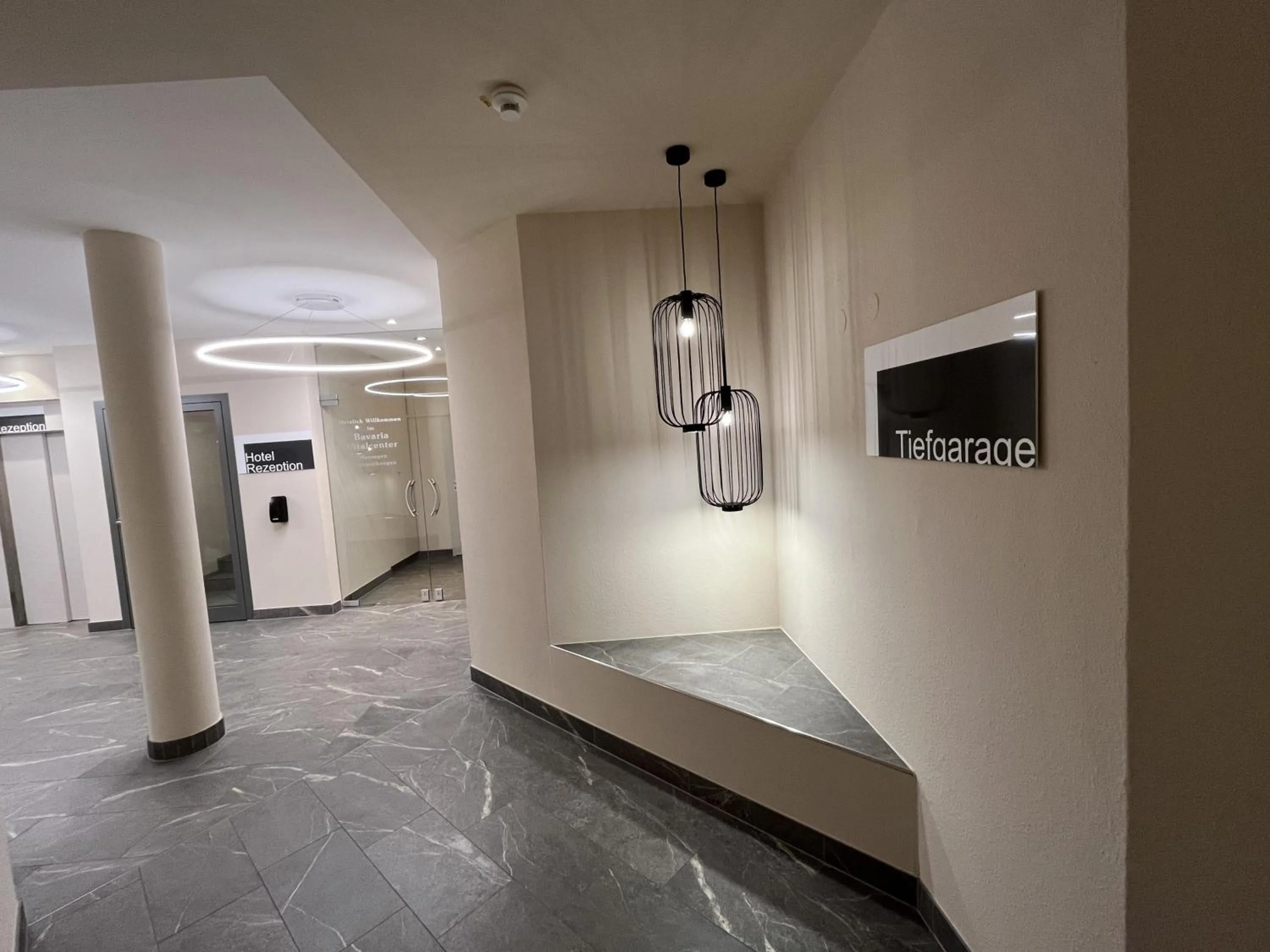 Parking in AMBER HOTEL Bavaria Superior