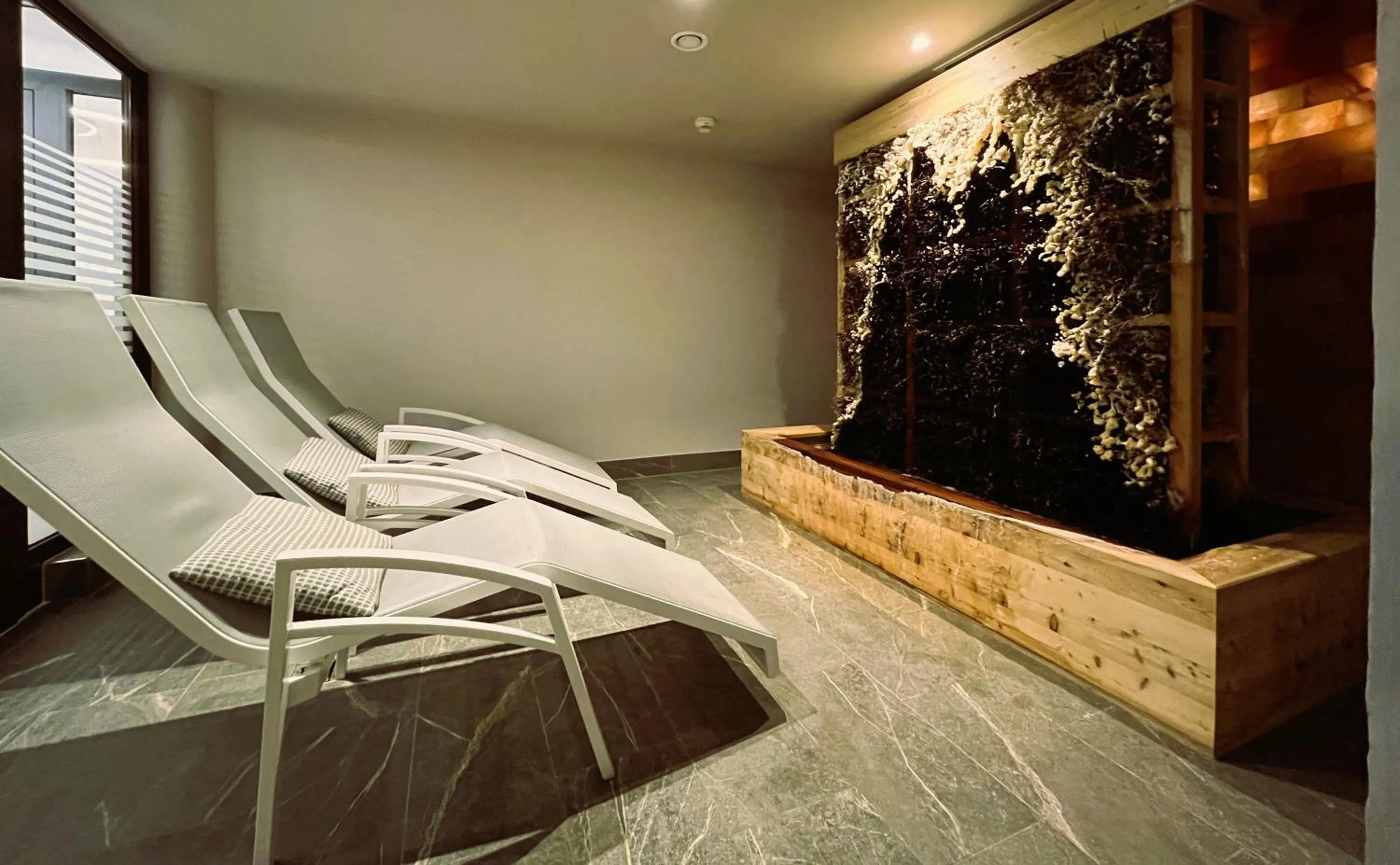 Sauna in AMBER HOTEL Bavaria Superior