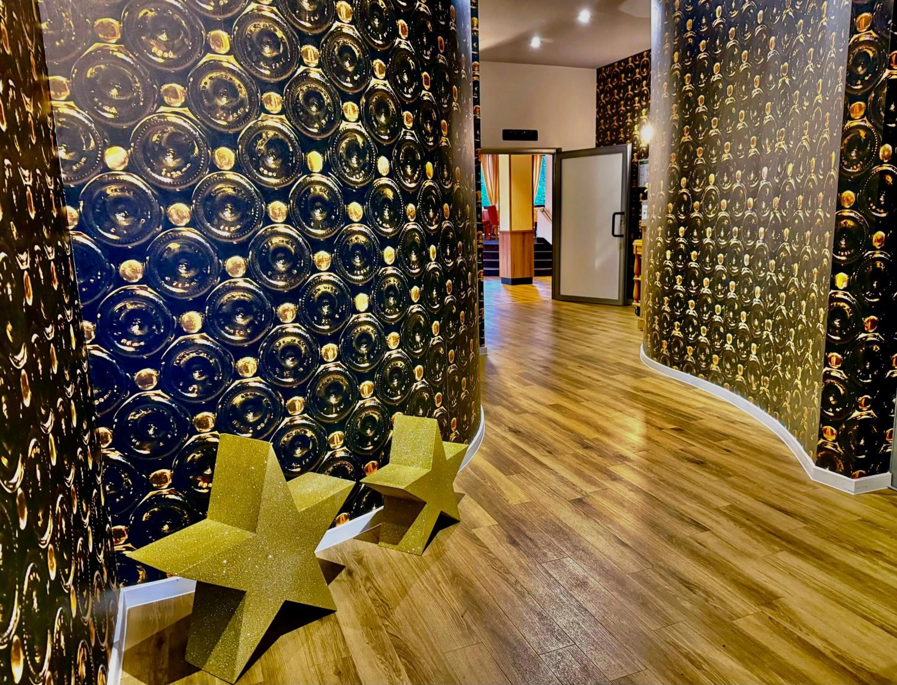 Restaurant/places to eat in AMBER HOTEL Bavaria Superior