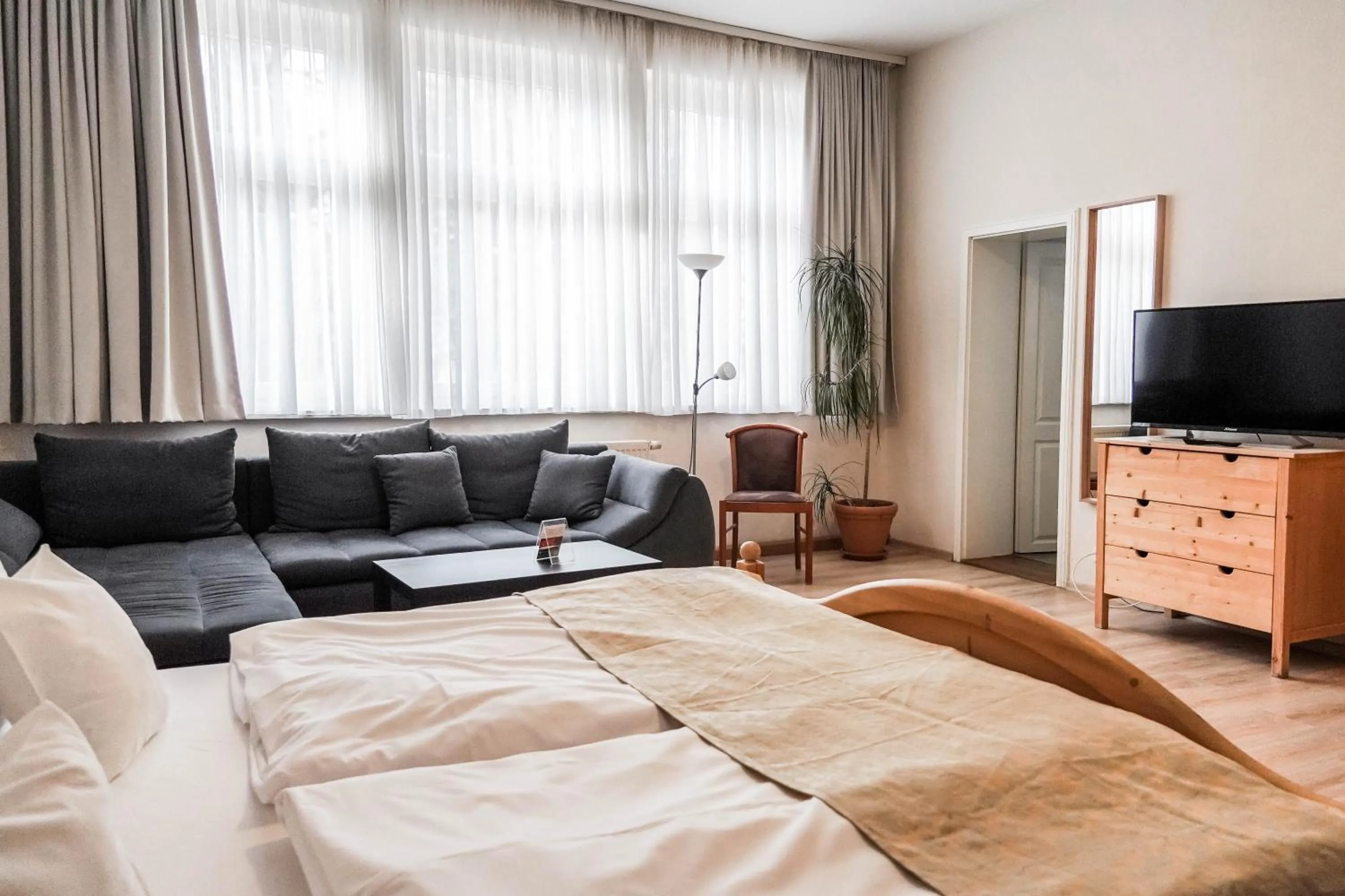 Bed in Wellness- & Sporthotel Haus am See