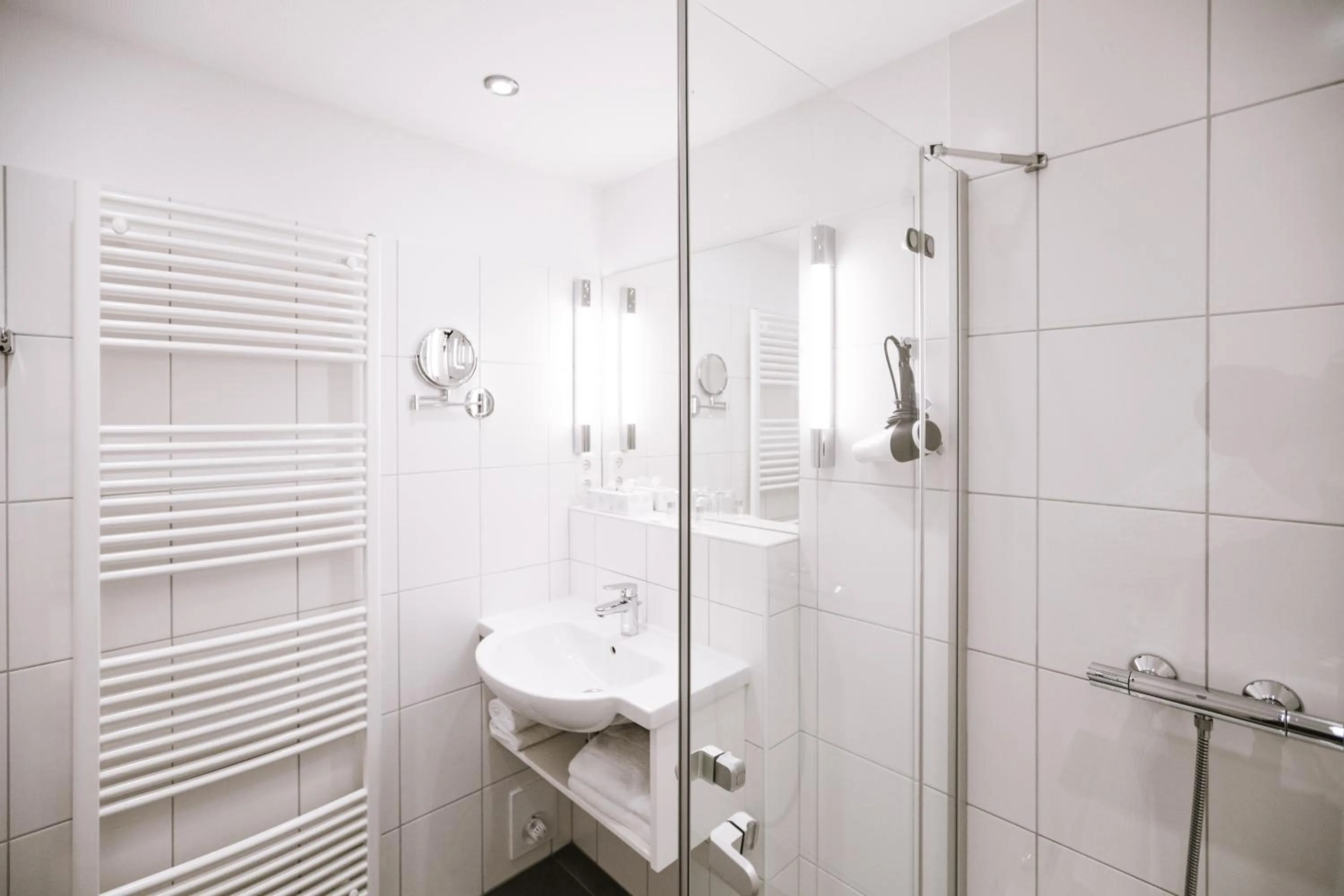 Bathroom in Hotel Stadt Kassel